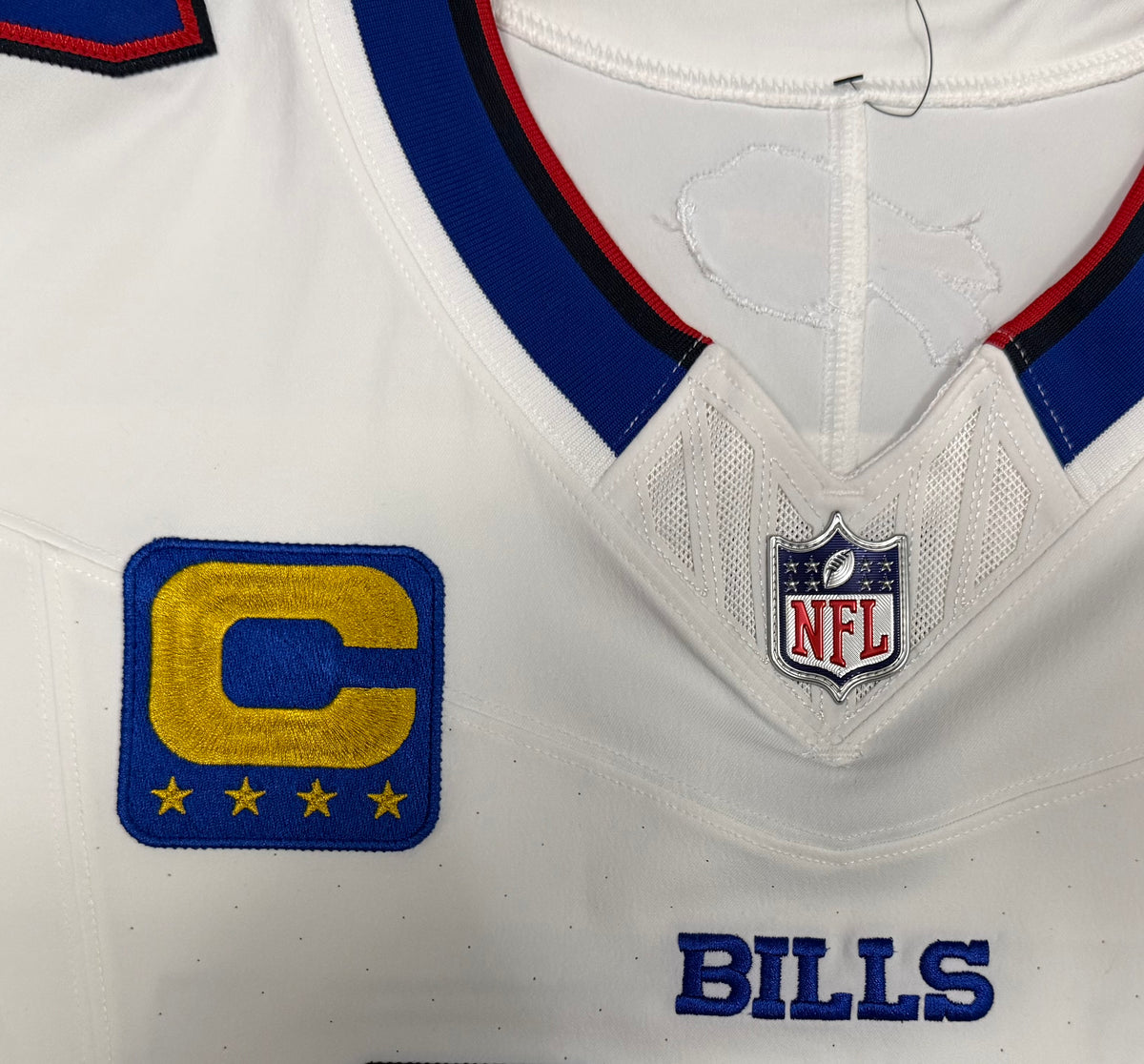 Josh Allen Buffalo Bills Jersey #17 Nike Vapor Fuse Elite White Size 44 (L) NFL