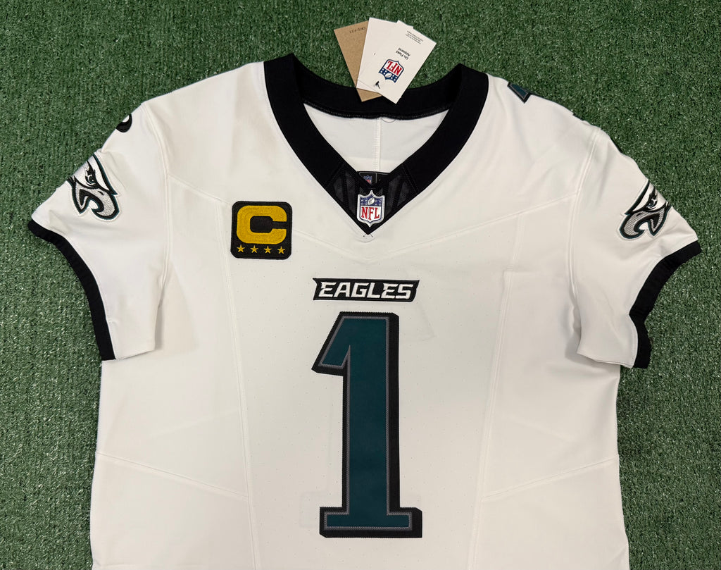 Jalen Hurts Philadelphia Eagles Jersey #1 Nike Vapor FUSE Elite White size 44 (Large) NFL