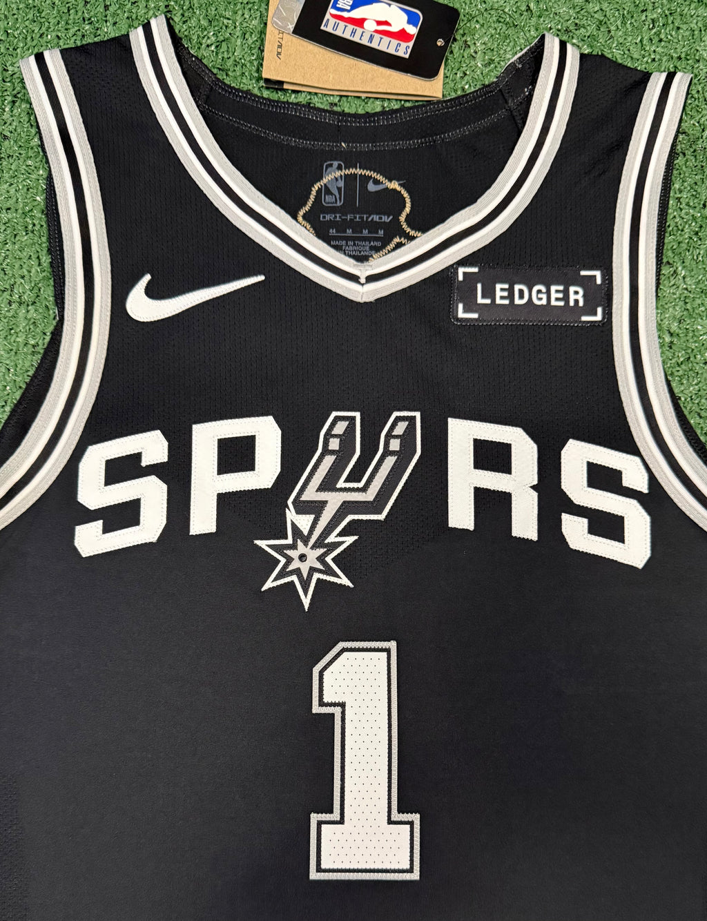 Victor Wembanyama San Antonio Spurs Jersey #1 Nike ADV Authentic Black Size 44 (M) NBA
