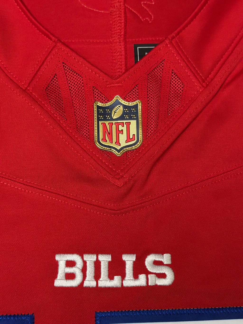 Josh Allen Buffalo Bills Jersey #17 Nike Vapor Fuse Limited Stitched Red Size (Medium) NFL