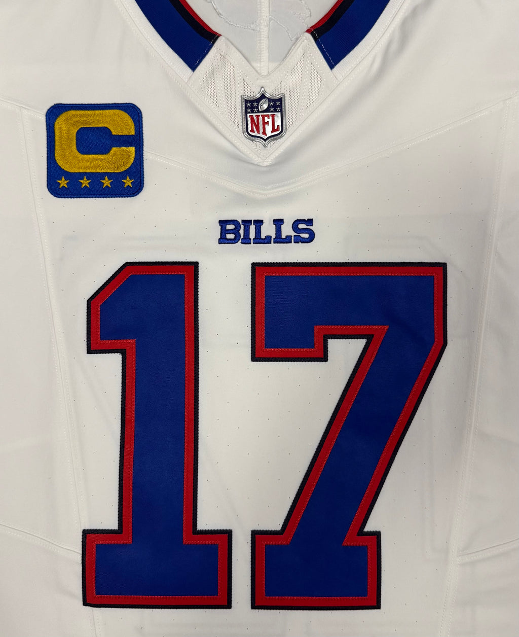 Josh Allen Buffalo Bills Jersey #17 Nike Vapor Fuse Elite White Size 44 (L) NFL