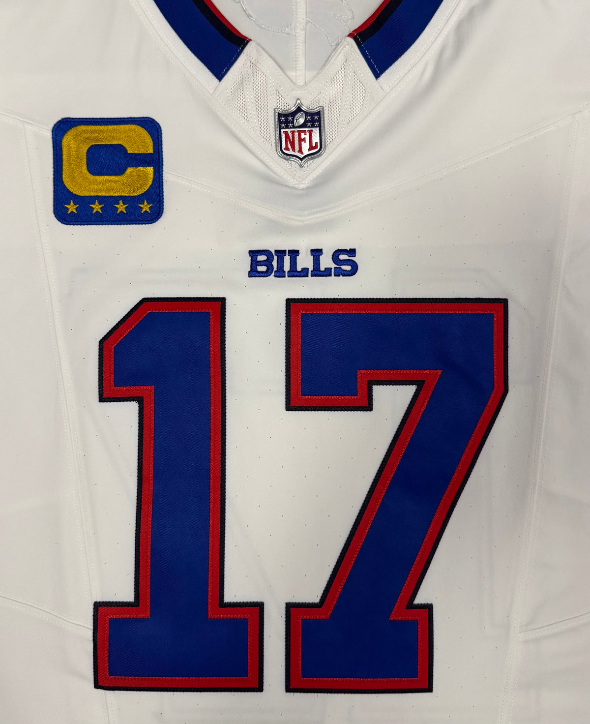 Josh Allen Buffalo Bills Jersey #17 Nike Vapor Fuse Elite White Size 44 (L) NFL