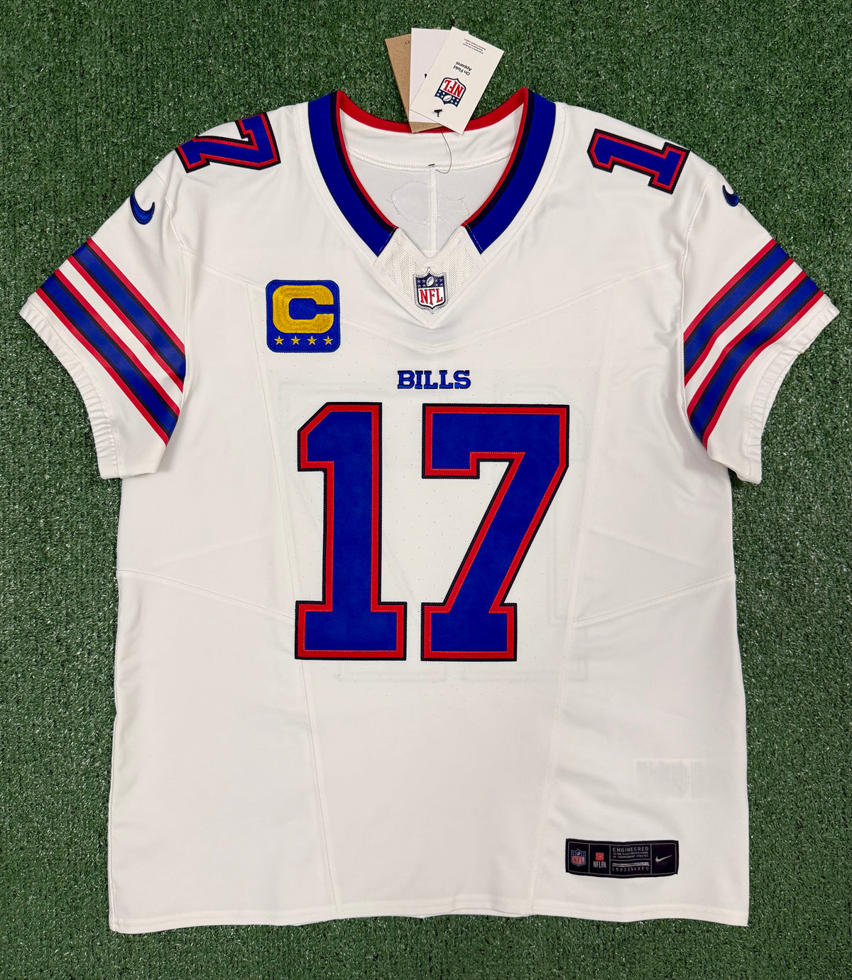 Josh Allen Buffalo Bills Jersey #17 Nike Vapor Fuse Elite White Size 44 (L) NFL