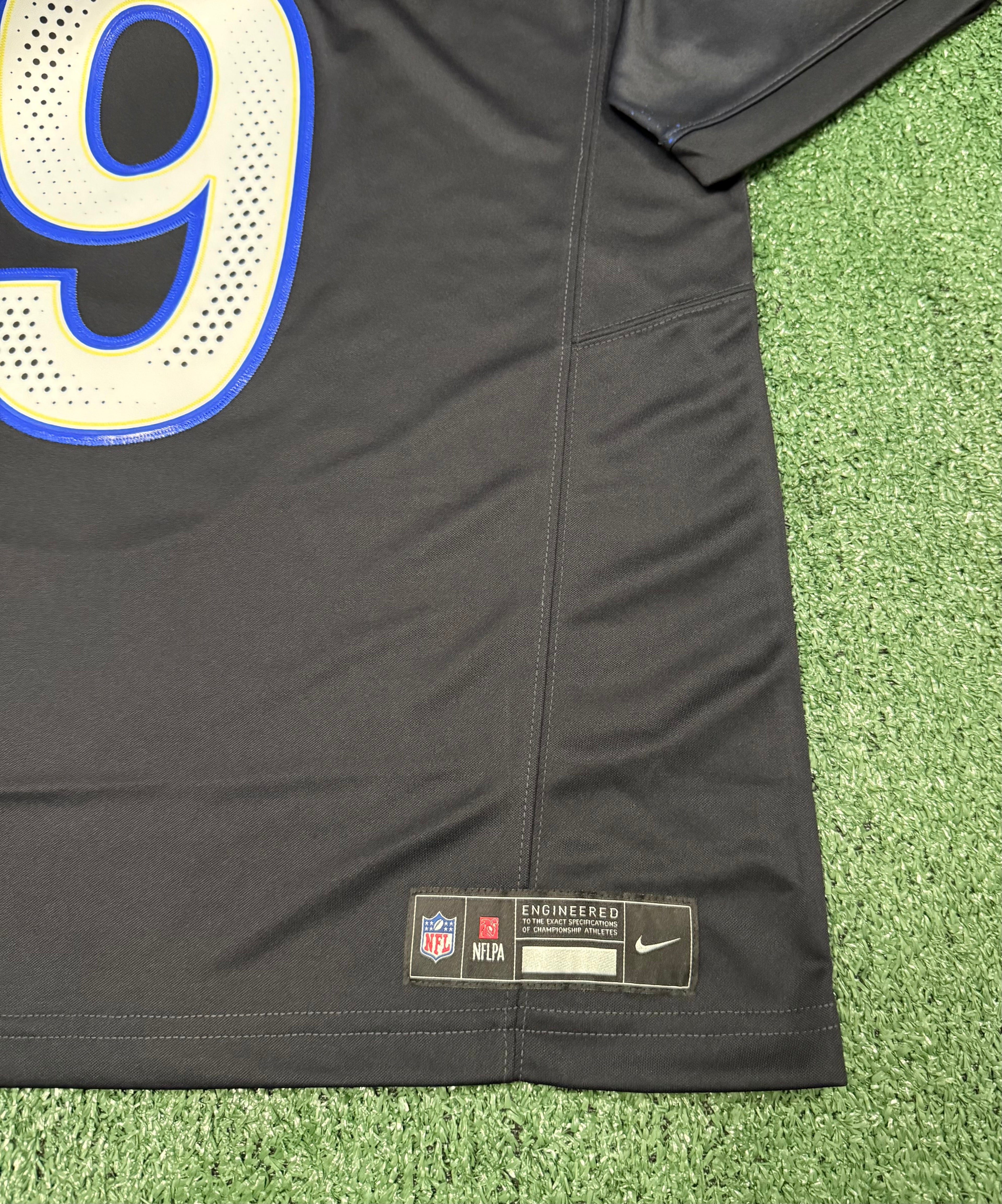 Matthew Stafford Los Angeles Rams Jersey #9 Nike FUSE Rivalry Black Size (Medium) NFL