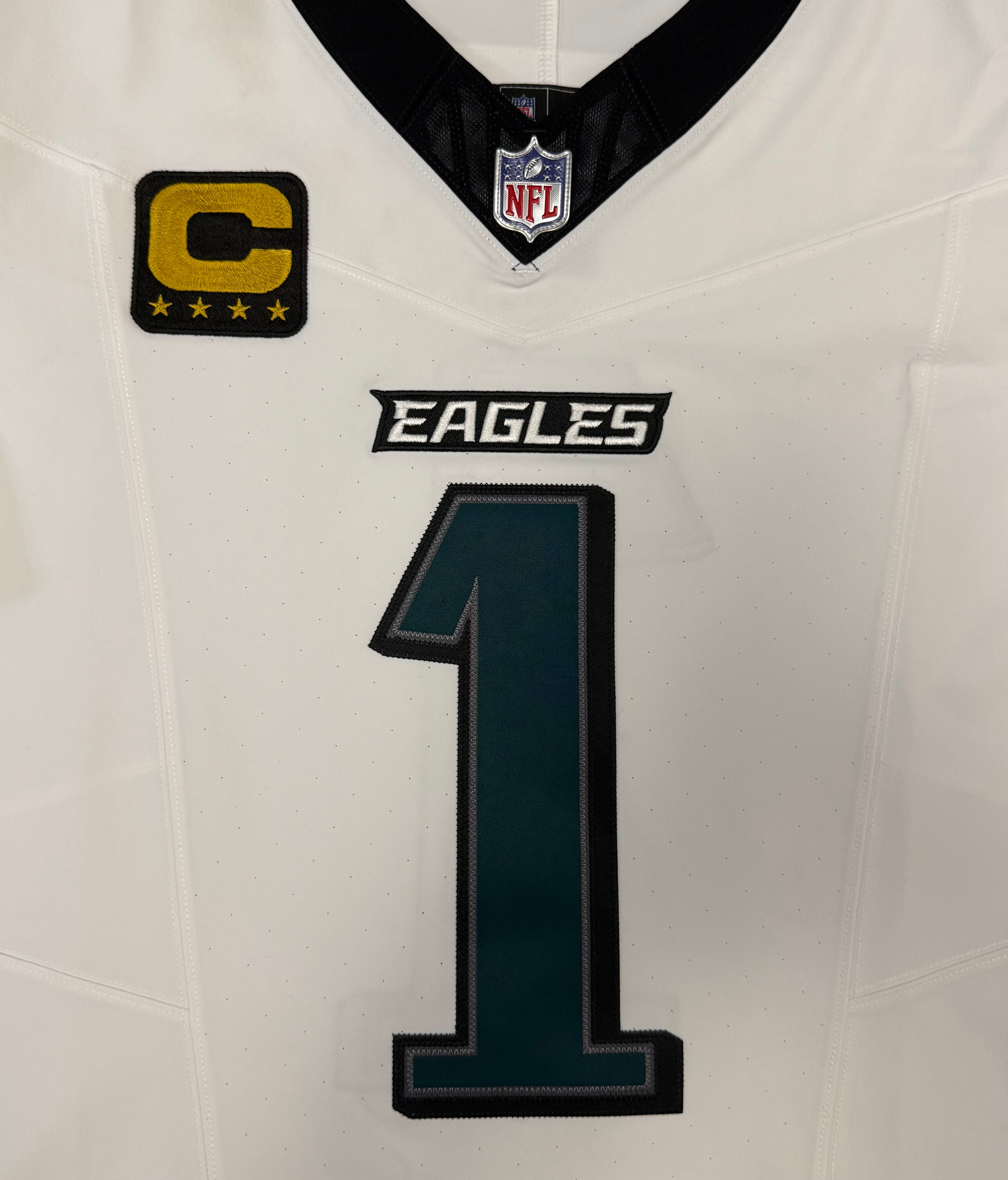 Jalen Hurts Philadelphia Eagles Jersey #1 Nike Vapor FUSE Elite White size 44 (Large) NFL
