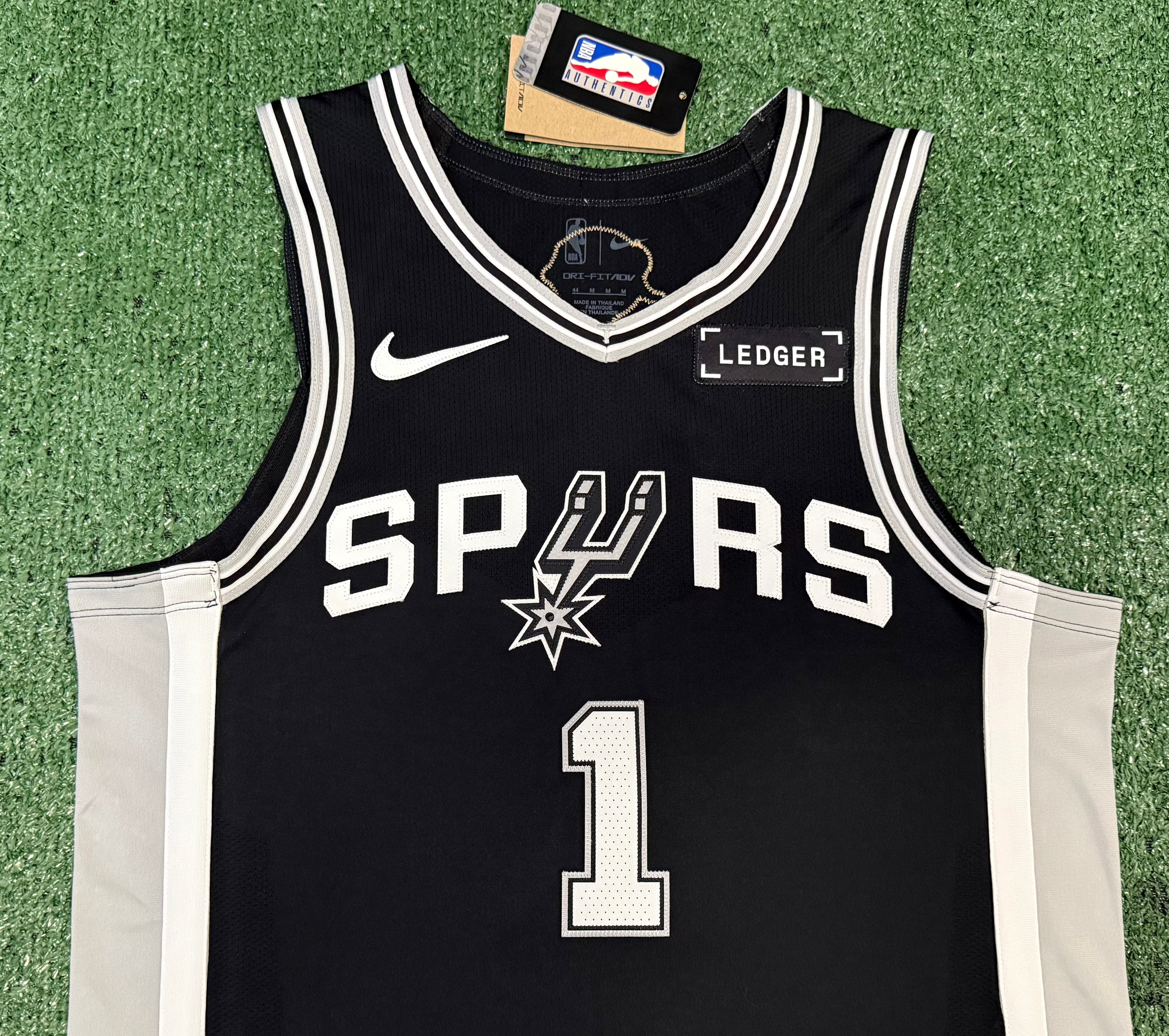 Victor Wembanyama San Antonio Spurs Jersey #1 Nike ADV Authentic Black Size 44 (M) NBA