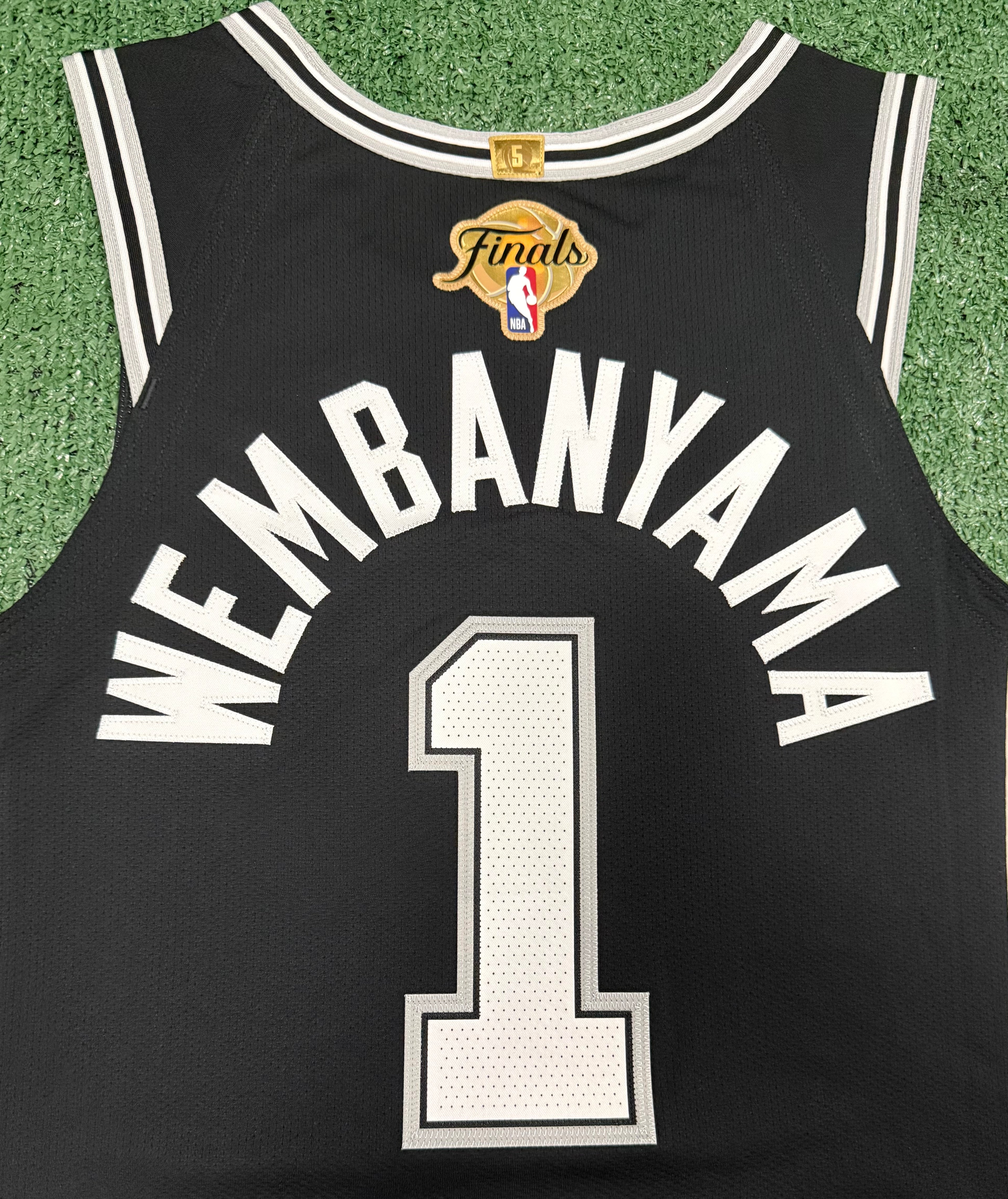 Victor Wembanyama San Antonio Spurs Jersey #1 Nike ADV Authentic Black Size 44 (M) NBA
