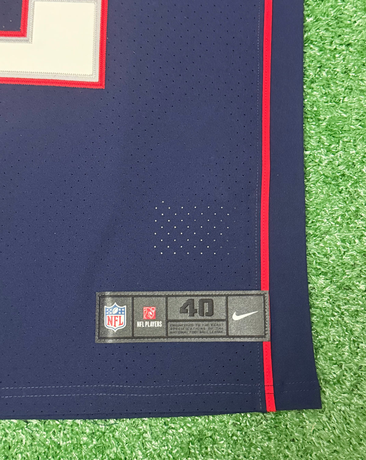 Tom Brady New England Patriots Jersey #12 Nike Vapor Elite Blue Size 40 (Medium) NFL