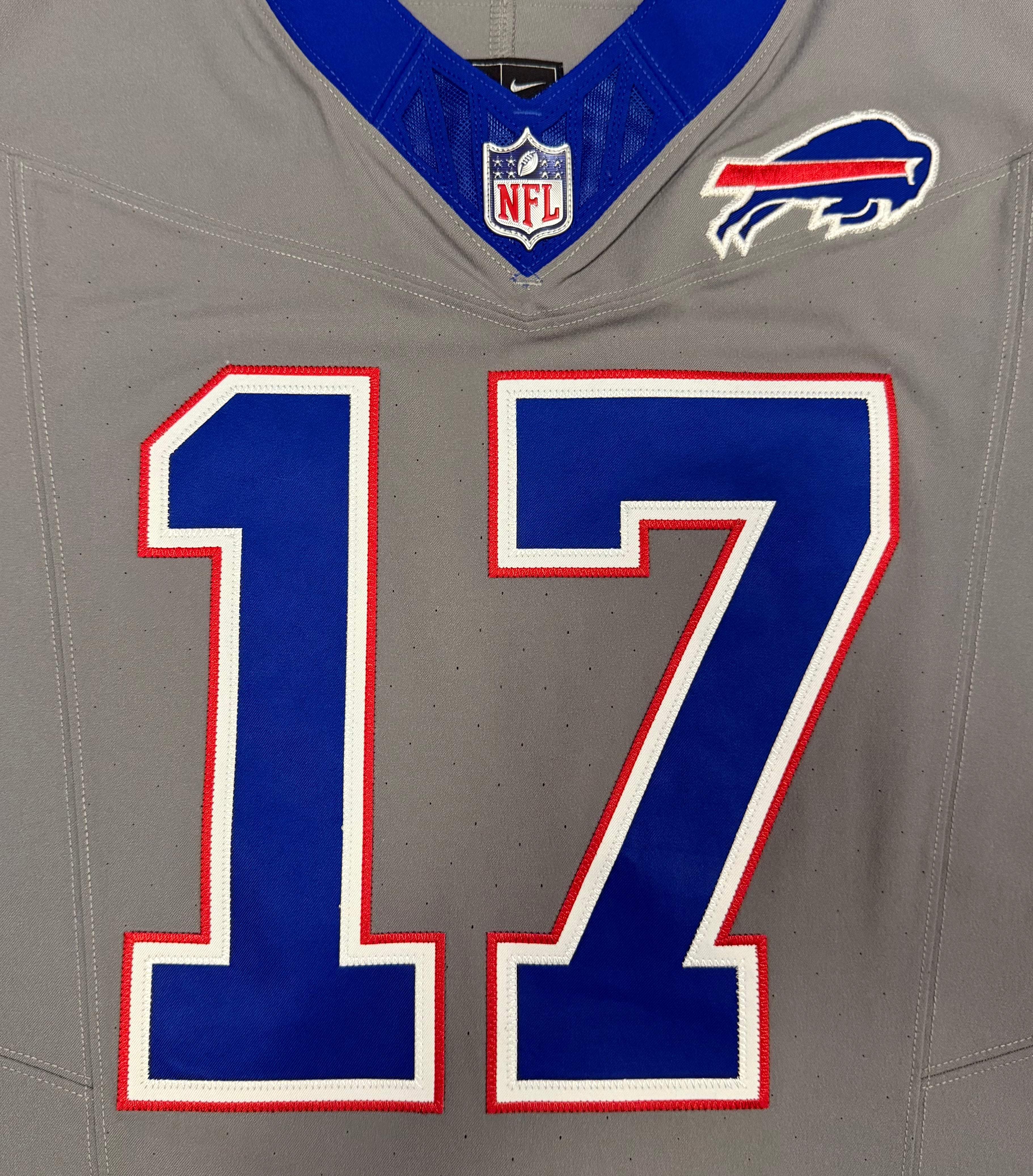 Josh Allen Buffalo Bills Jersey #17 Nike Vapor Fuse Elite Gray Size 40 (M) NFL