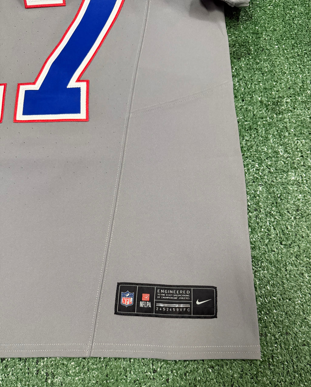 Josh Allen Buffalo Bills Jersey #17 Nike Vapor Fuse Elite Gray Size 40 (M) NFL