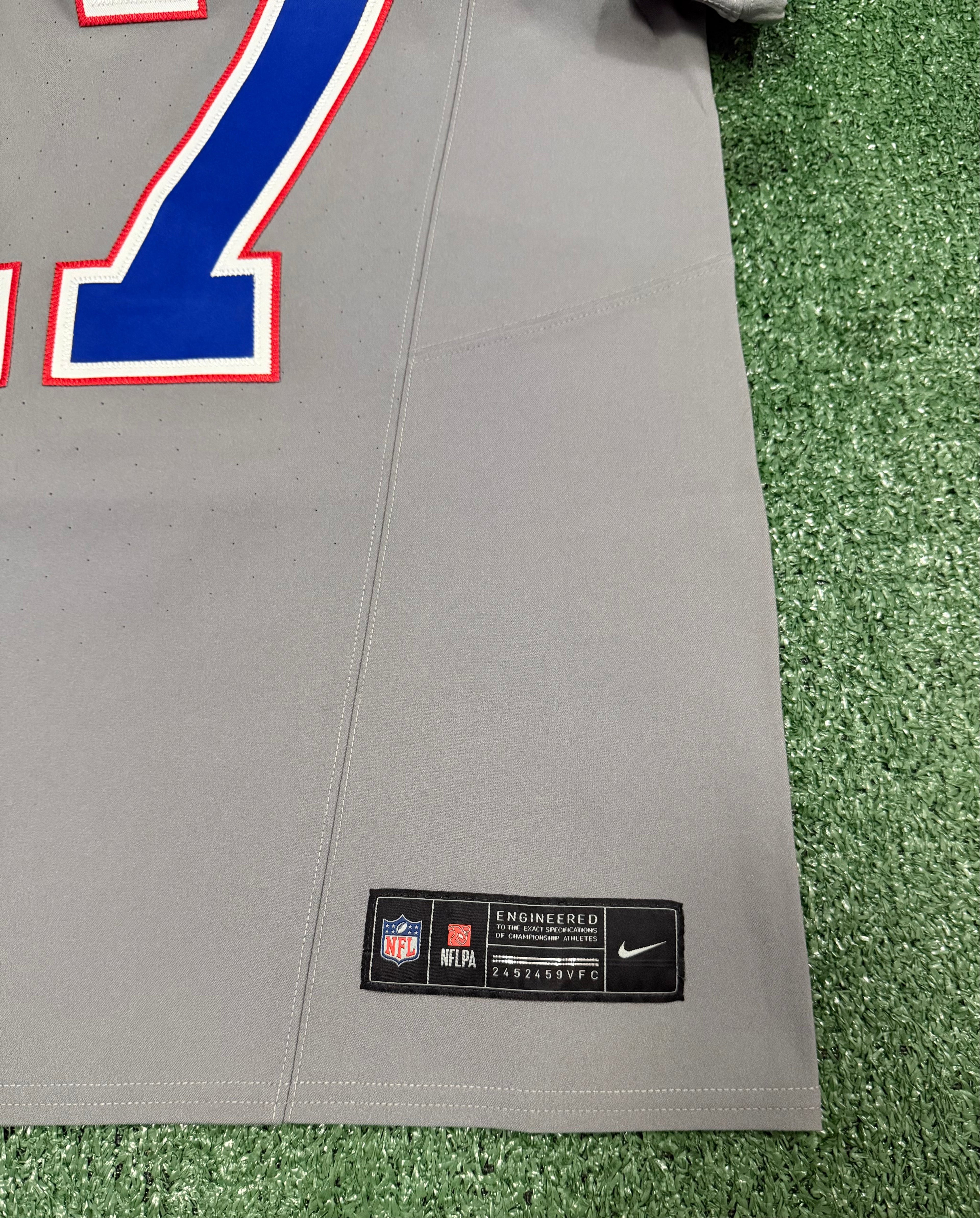Josh Allen Buffalo Bills Jersey #17 Nike Vapor Fuse Elite Gray Size 40 (M) NFL