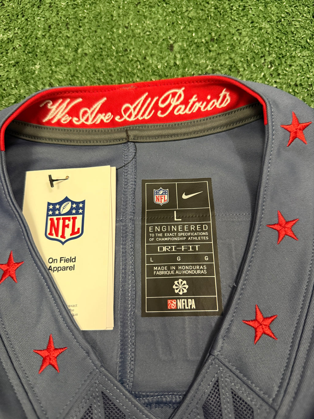 Drake Maye New England Patriots Jersey #10 Nike Vapor Fuse Limited Rivalry Blue Size (Large) NFL