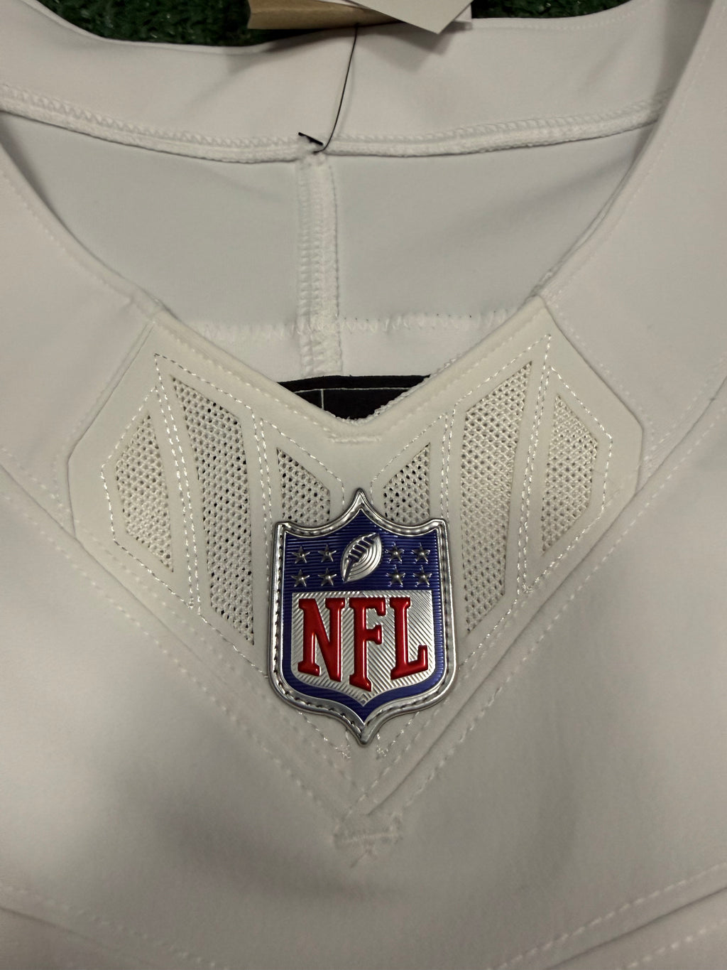 Fernando Mendoza Las Vegas Raiders Jersey #15 Nike Vapor Fuse Elite White Size 44 (L) NFL