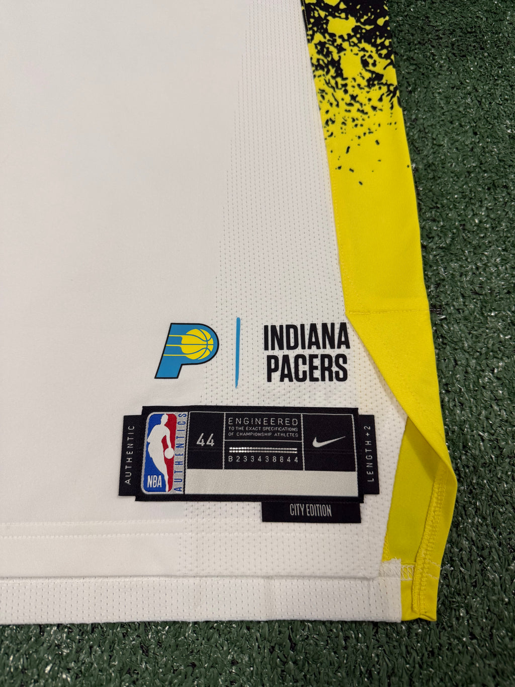 Tyrese Haliburton Indiana Pacers Jersey #0 Nike ADV Authentic White Size 44 (M) NBA