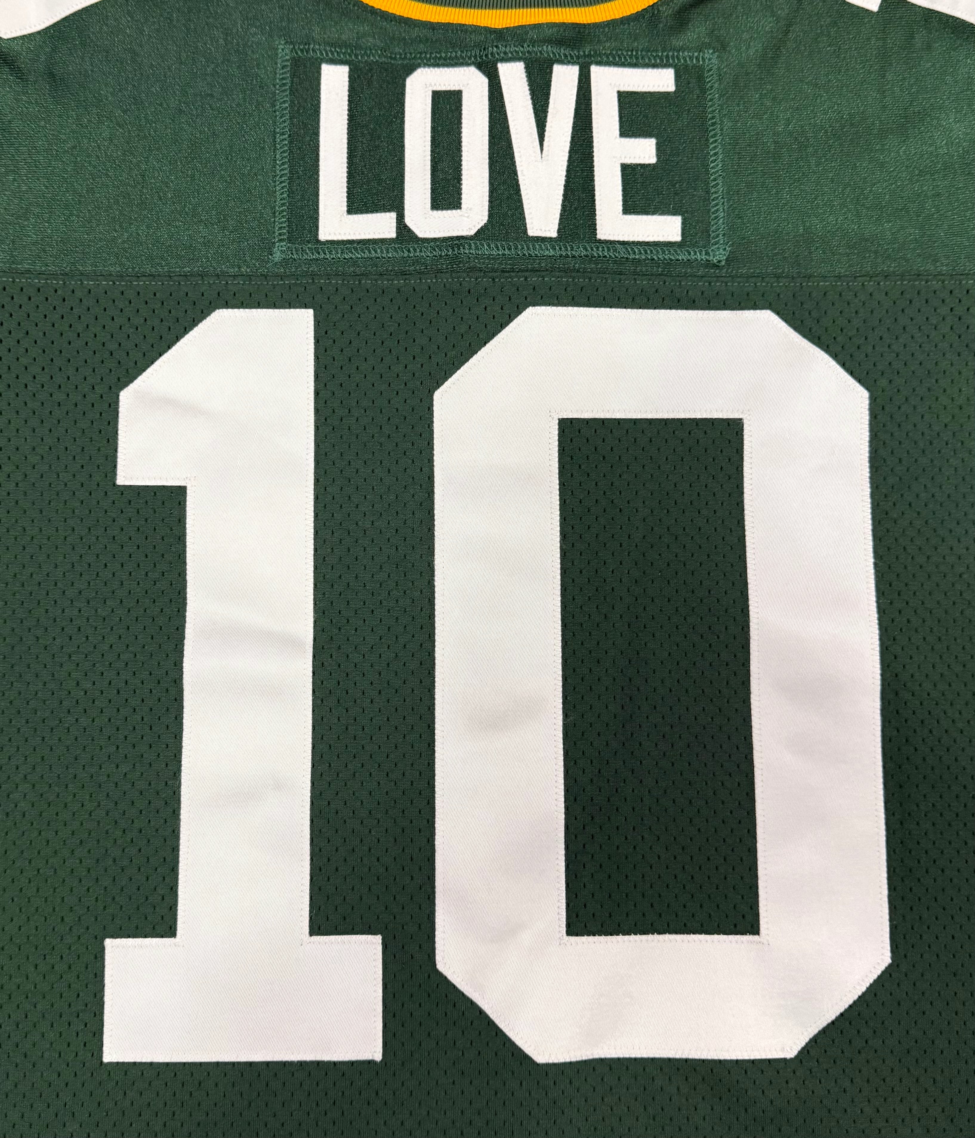 Jordan Love Green Bay Packers Jersey #10 Nike Vapor Elite Green Size 44 (Large) NFL