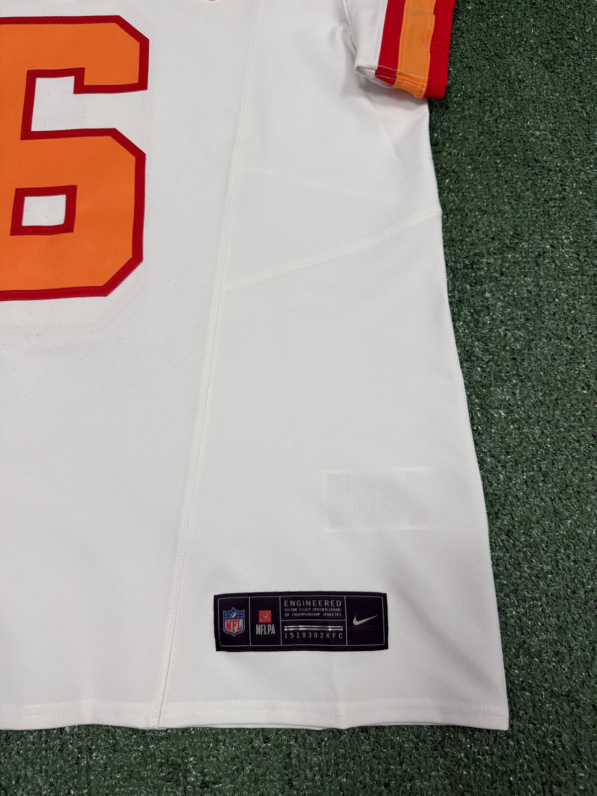 Baker Mayfield Tampa Bay Buccaneers Jersey #6 Nike Vapor FUSE Elite White Creamsicle size 44 (Large) NFL