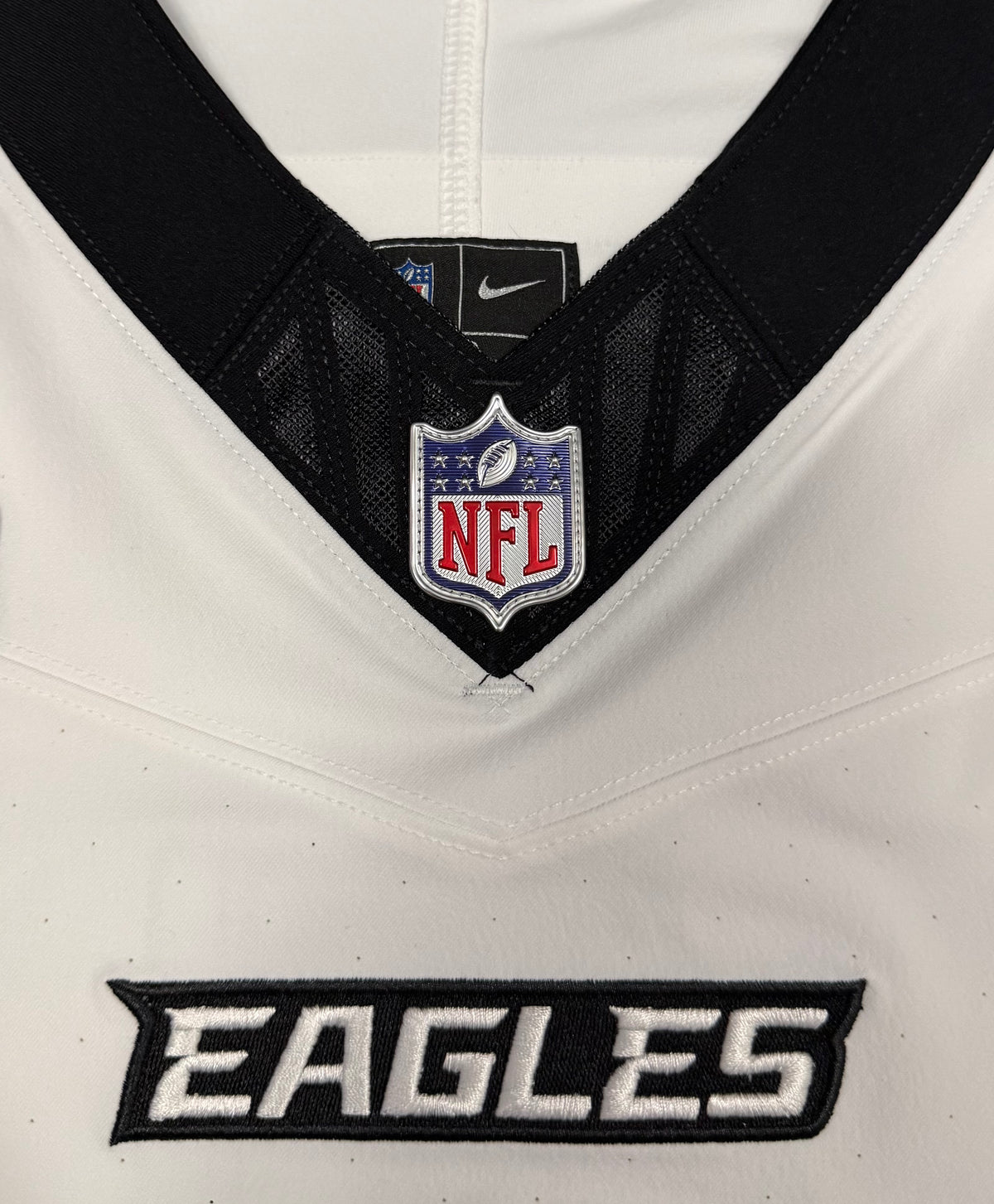 Jalen Hurts Philadelphia Eagles Jersey #1 Nike Vapor FUSE Elite White Size 40 (Medium) NFL