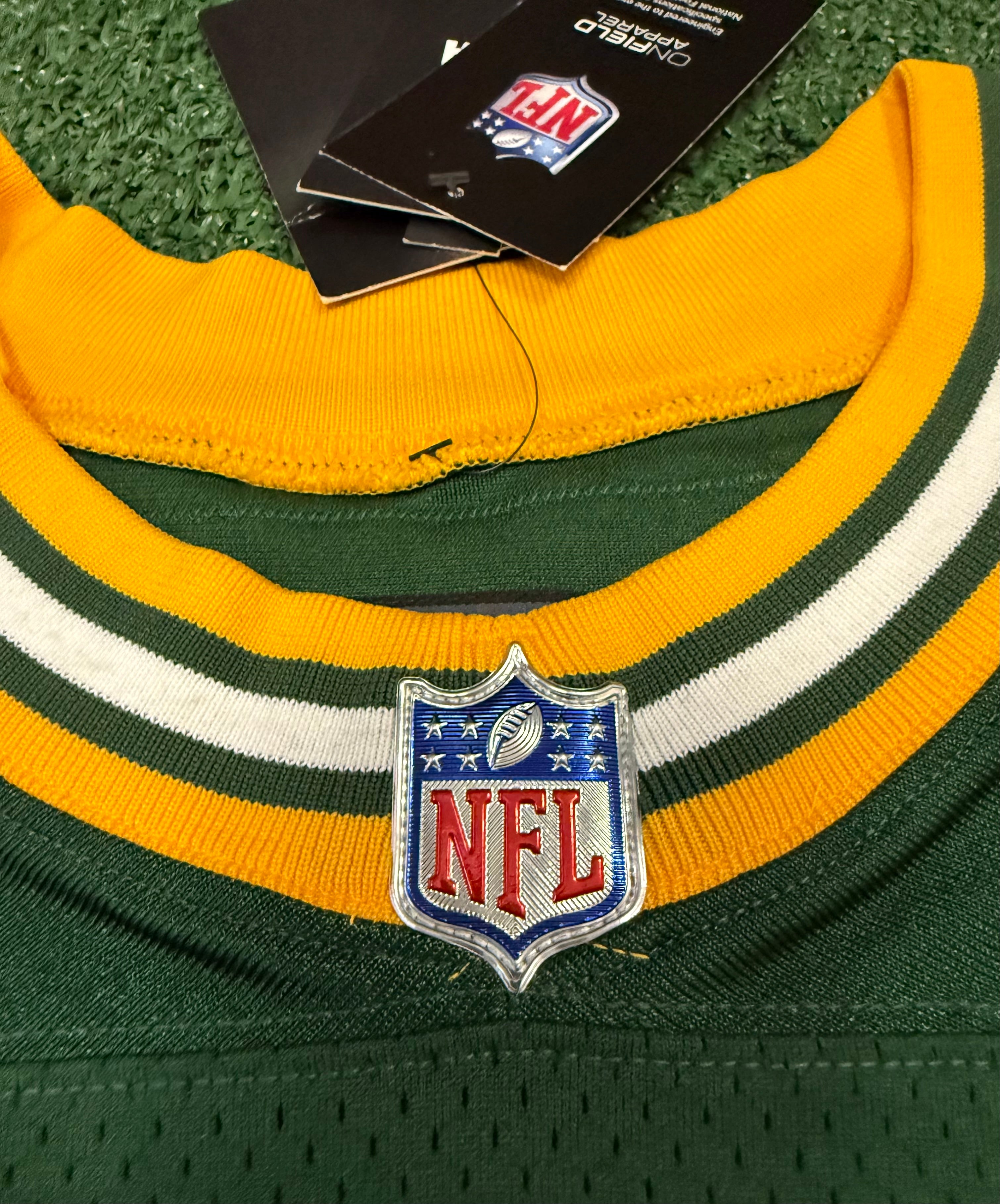 Jordan Love Green Bay Packers Jersey #10 Nike Vapor Elite Green Size 44 (Large) NFL
