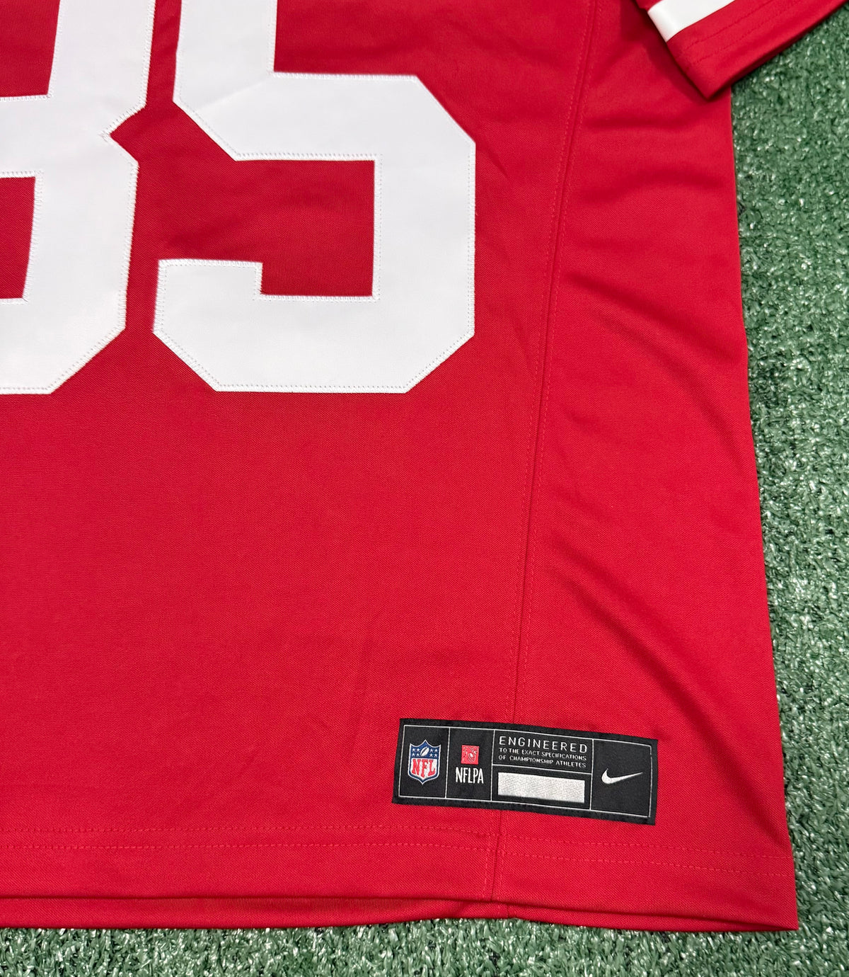 George Kittle San Francisco 49ers Jersey #85 Nike Vapor Fuse Limited Stitched Red Size (Medium) NFL