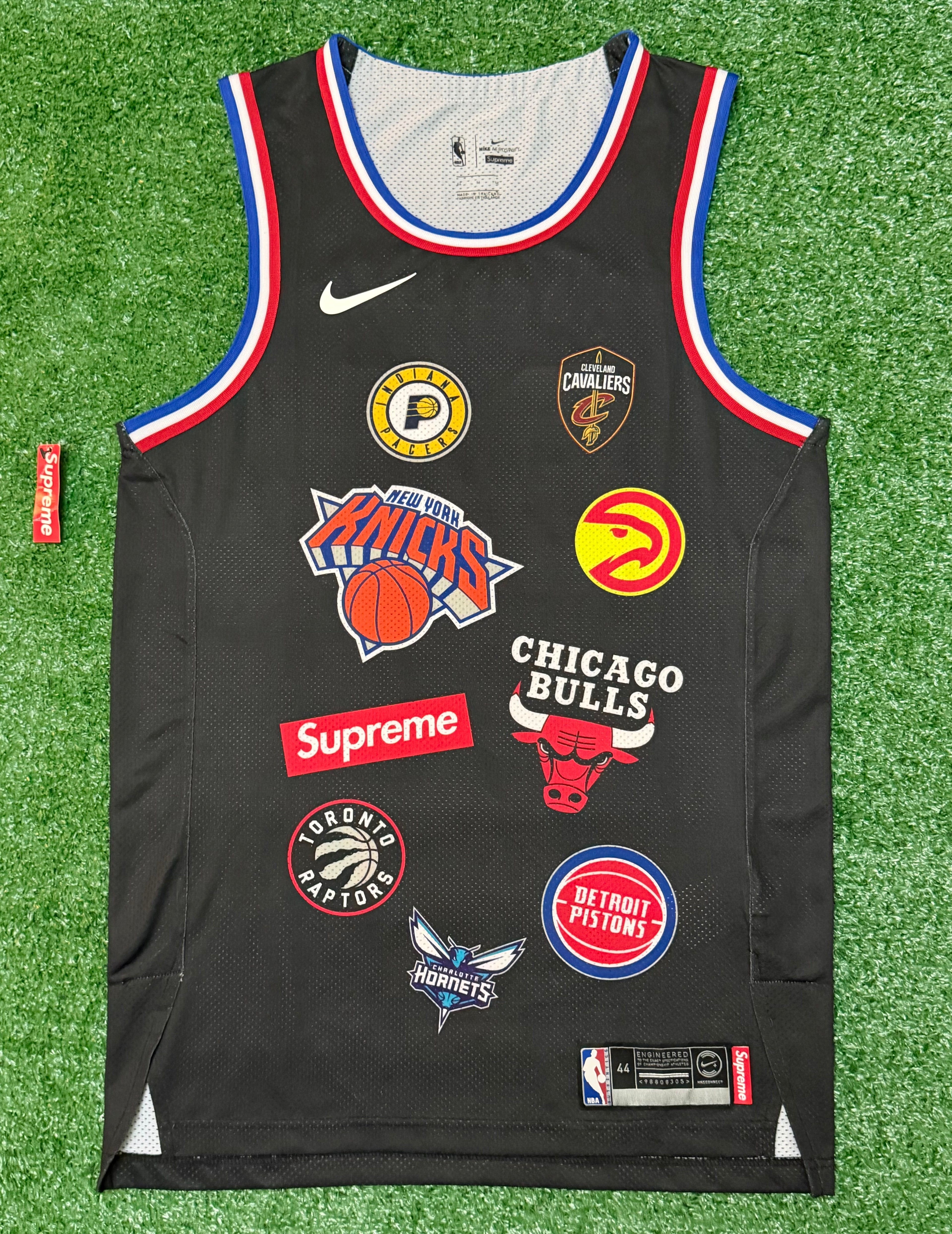 Authentic Supreme x NBA x Nike Aeroswift #94 Black Jersey Size 44/Medium