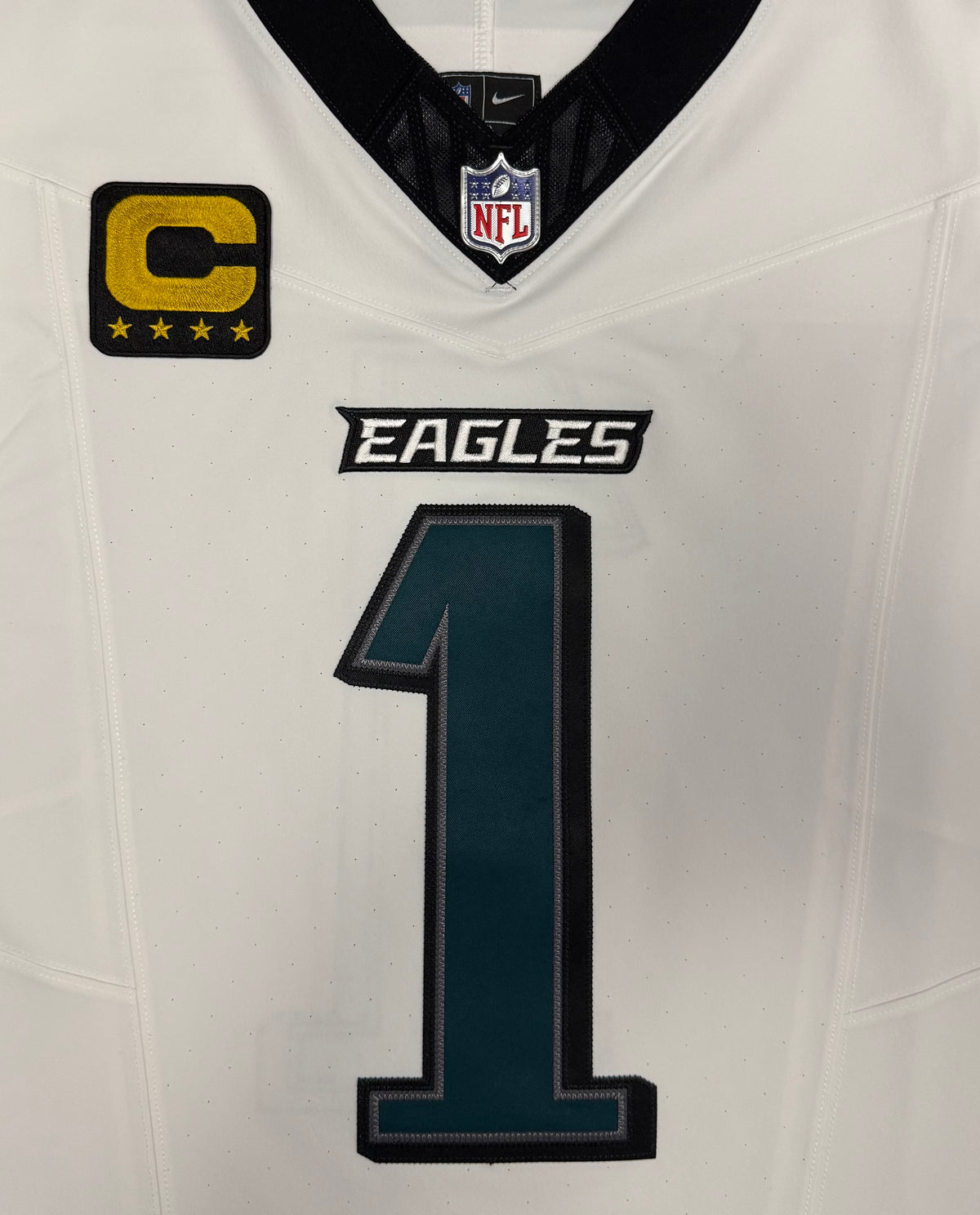 Jalen Hurts Philadelphia Eagles Jersey #1 Nike Vapor FUSE Elite White Size 40 (Medium) NFL