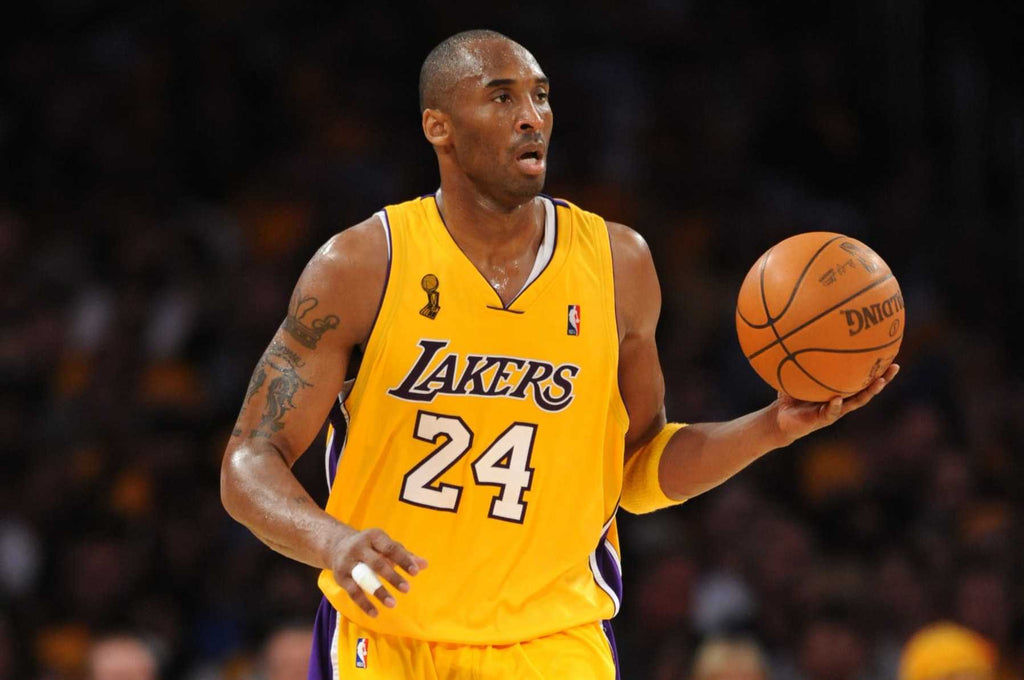 Kobe Bryant Los Angeles Lakers Jersey #24 Mitchell & Ness Authentic Gold Size 44 (L) NBA