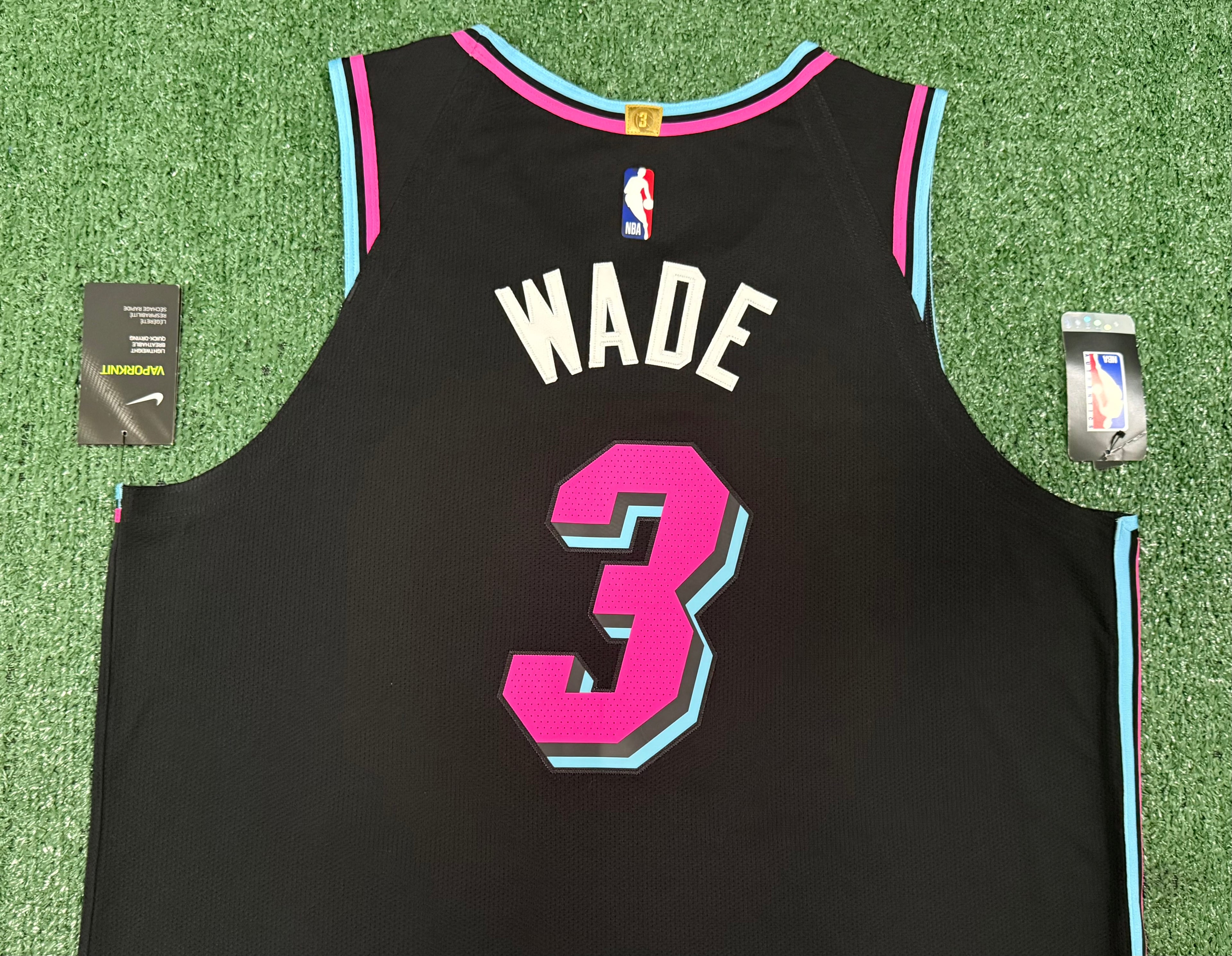 Dwayne Wade Miami Heat Jersey #3 Nike Vaporknit Authentic Black Size 52 (XL) NBA