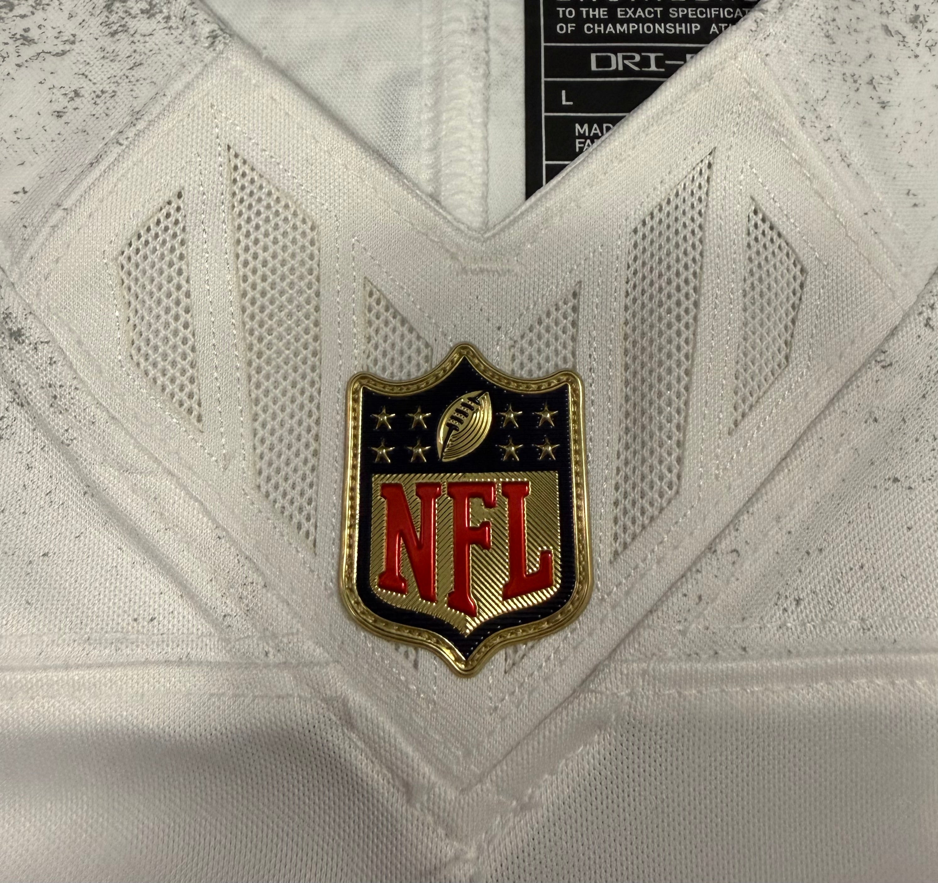 Josh Allen Buffalo Bills Jersey #17 Nike Vapor Fuse Limited Rivalry White Size L NFL