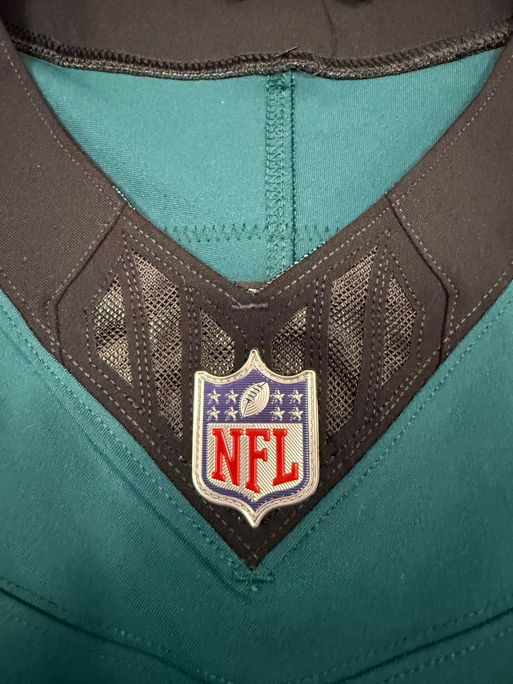 Jalen Hurts Philadelphia Eagles Jersey #1 Nike Vapor FUSE Elite Green size 40 (Medium) NFL