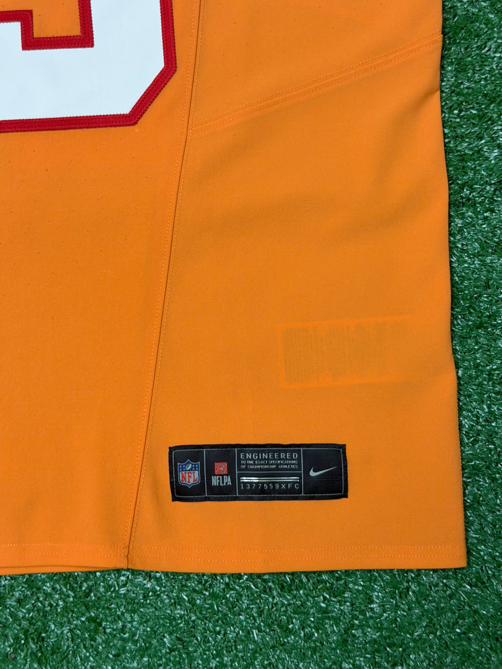 Mike Evans Tampa Bay Buccaneers Jersey #13 Nike Vapor FUSE Elite Orange Creamsicle Size 44 (Large) NFL