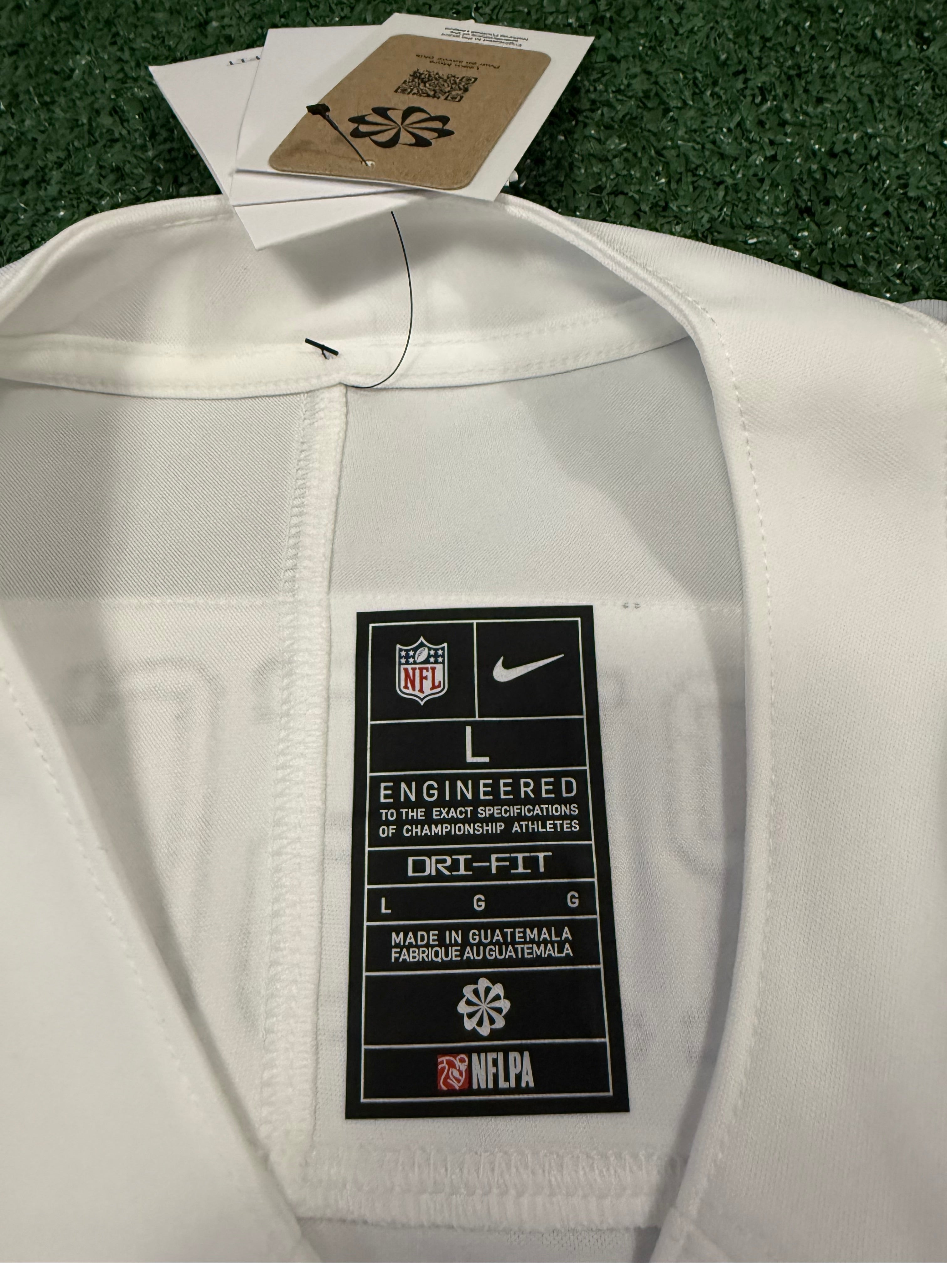 Dak Prescott Dallas Cowboys Jersey #4 Nike Vapor FUSE Limited White Size (Large) NFL