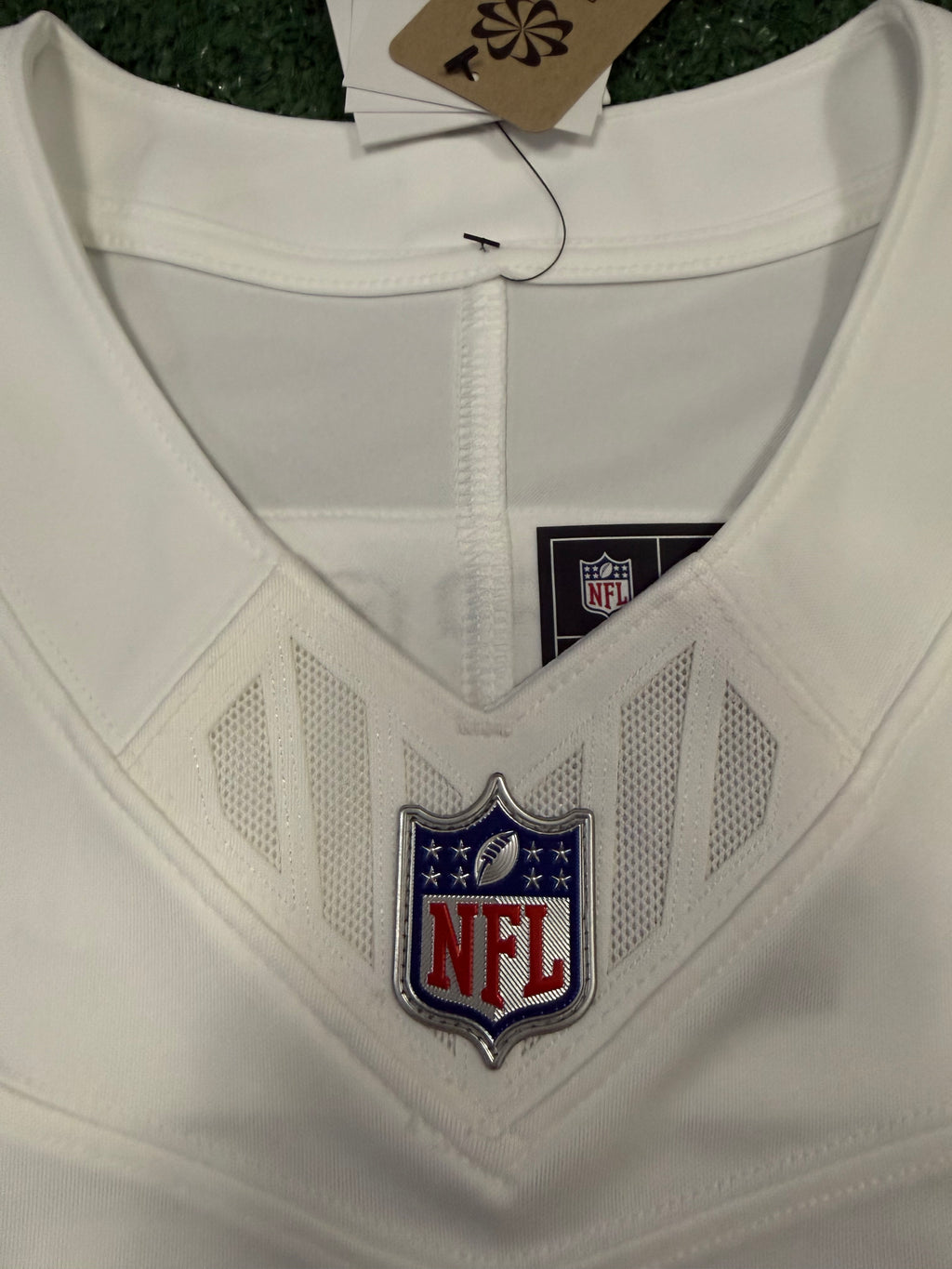 Dak Prescott Dallas Cowboys Jersey #4 Nike Vapor FUSE Limited White Size (Large) NFL