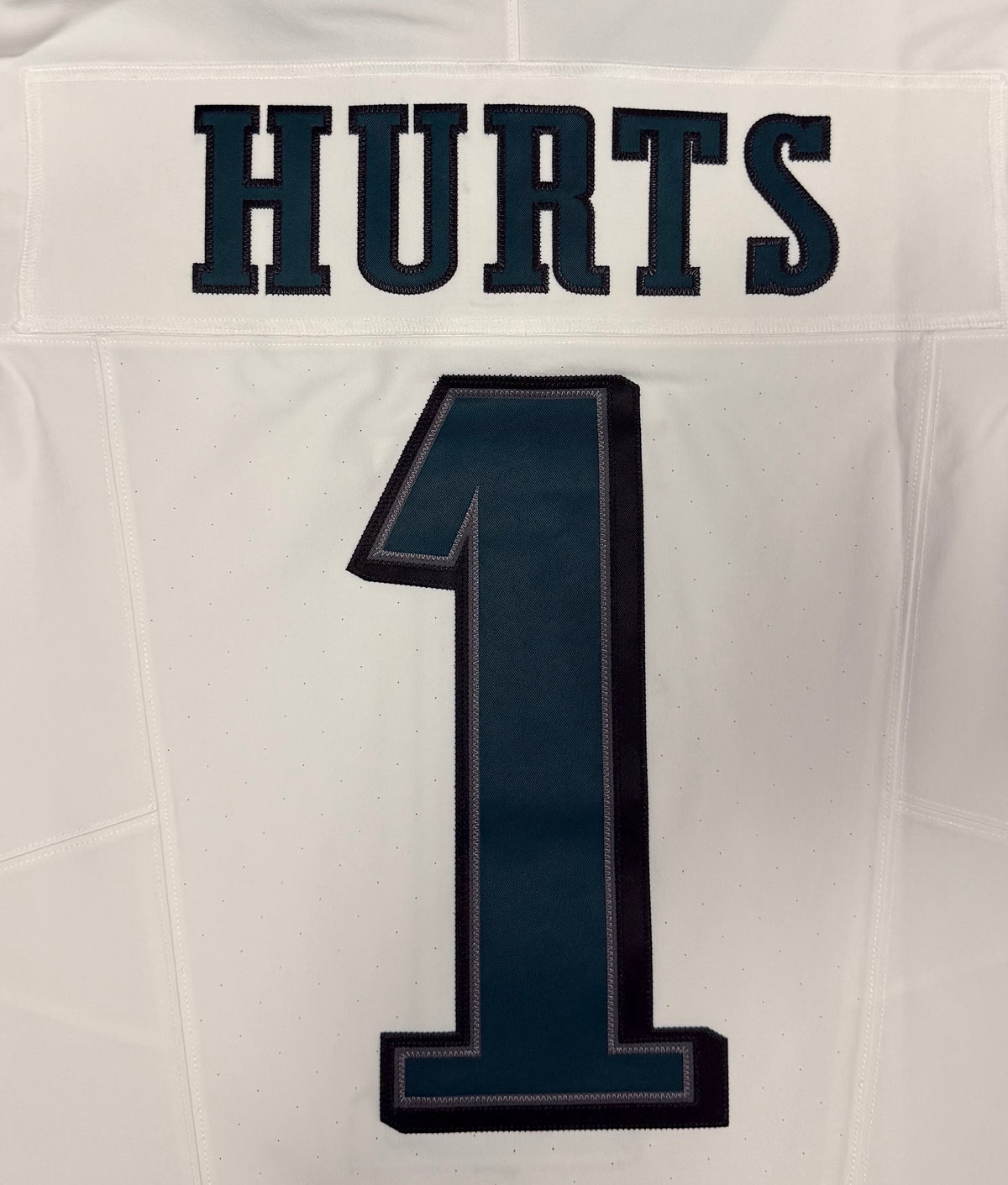Jalen Hurts Philadelphia Eagles Jersey #1 Nike Vapor FUSE Elite White Size 40 (Medium) NFL