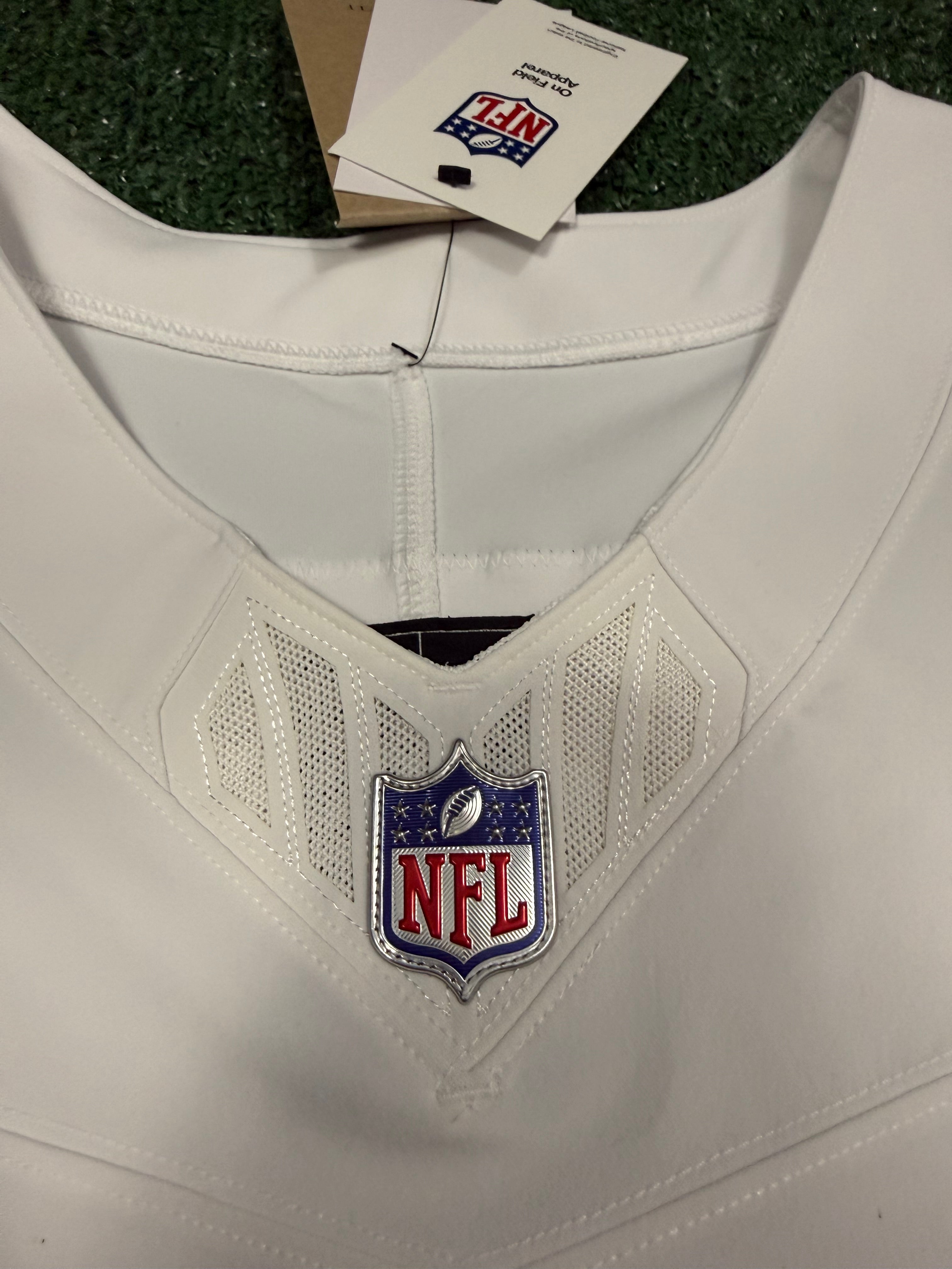 Fernando Mendoza Las Vegas Raiders Jersey #15 Nike Vapor Fuse Elite White Size 44 (L) NFL