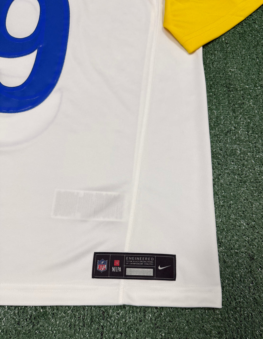 Matthew Stafford Los Angeles Rams Jersey #9 Nike Vapor Fuse Limited Stitched White Size (Large) NFL
