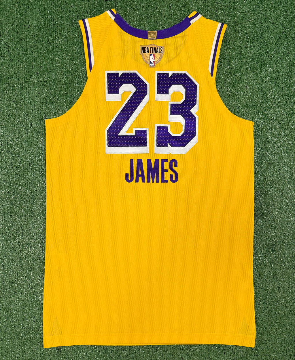 LeBron James Los Angeles Lakers Jersey #23 Nike VaporKnit Authentic Gold Size 44 (M) NBA