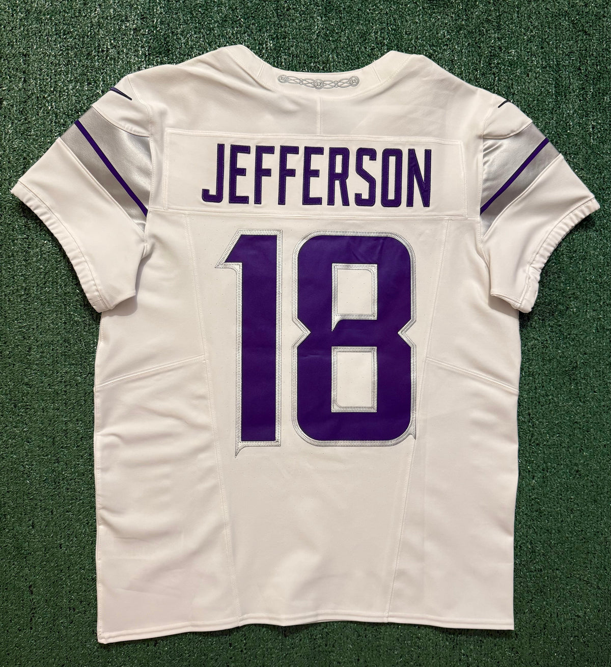 Justin Jefferson Minnesota Vikings Jersey #18 Nike Vapor FUSE Elite White Size 40 (Medium) NFL