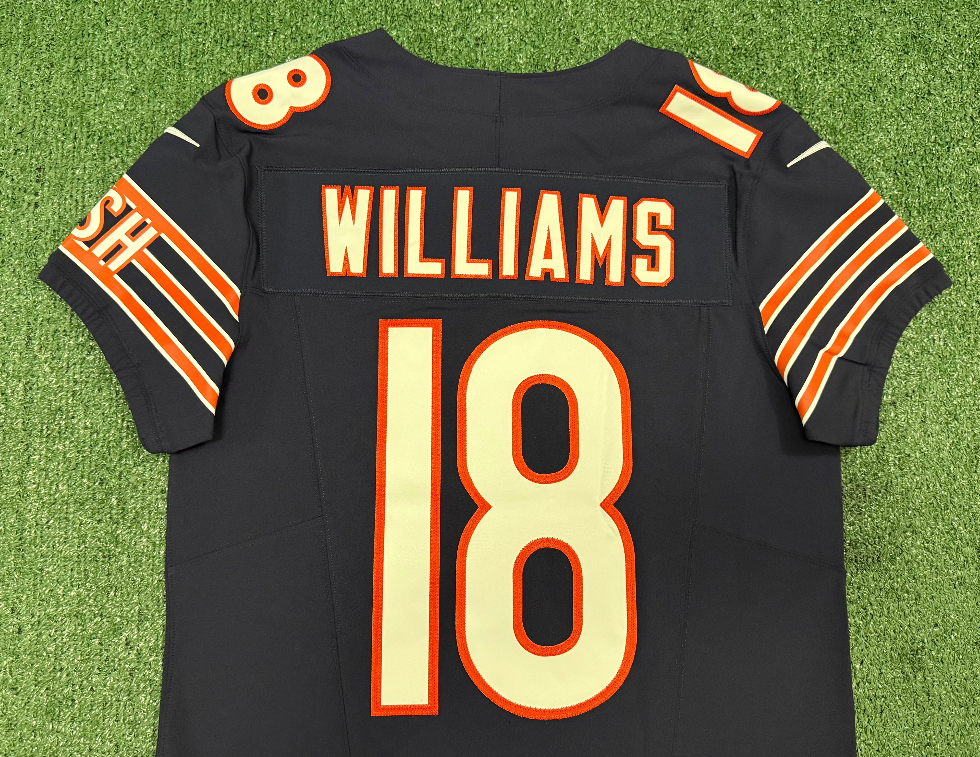Caleb Williams Chicago Bears Jersey #18 Nike Vapor FUSE Elite Navy Size 40 (Medium) NFL
