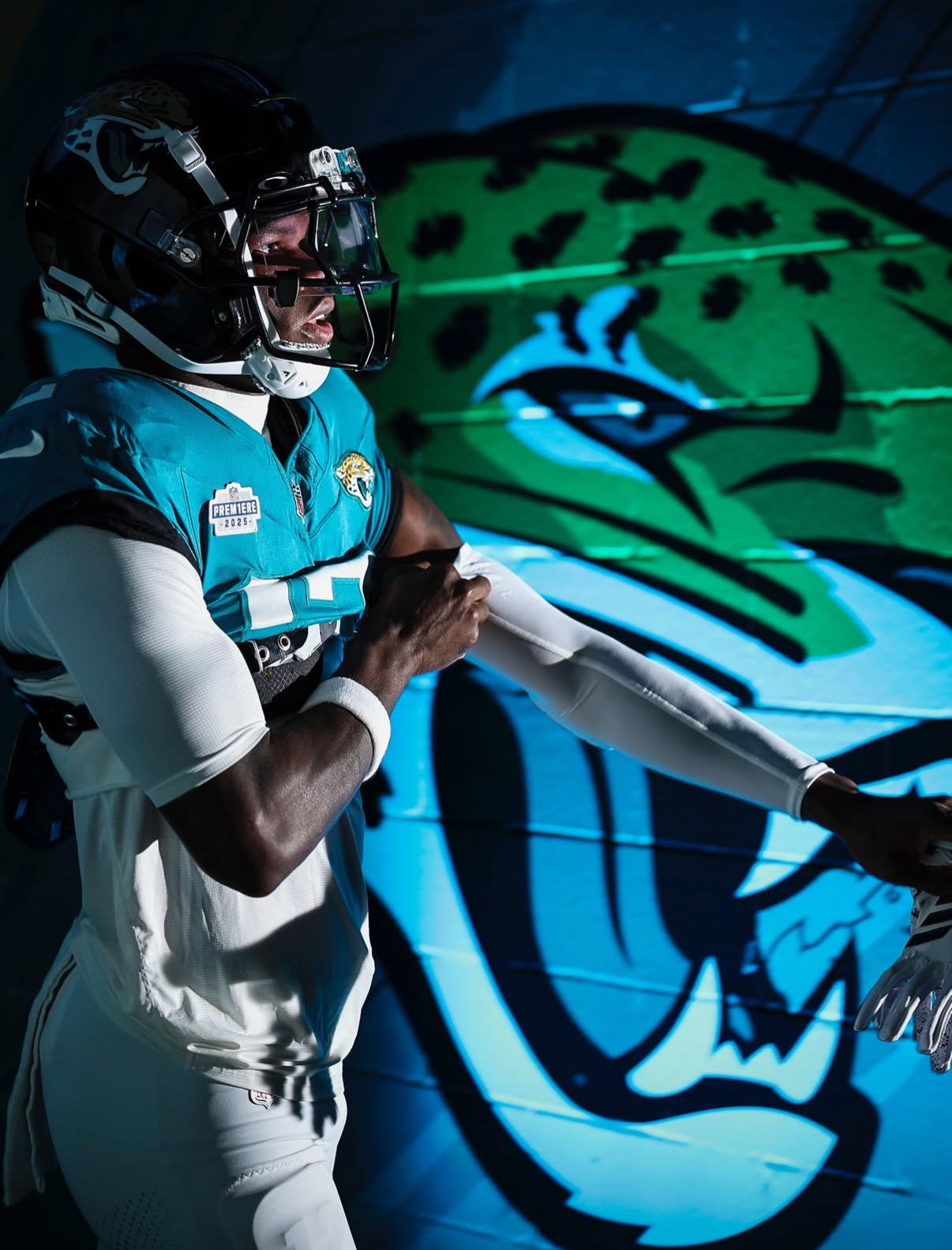 Travis Hunter Jacksonville Jaguars Jersey #12 Nike Vapor Fuse Elite Teal Size 40 (M) NFL
