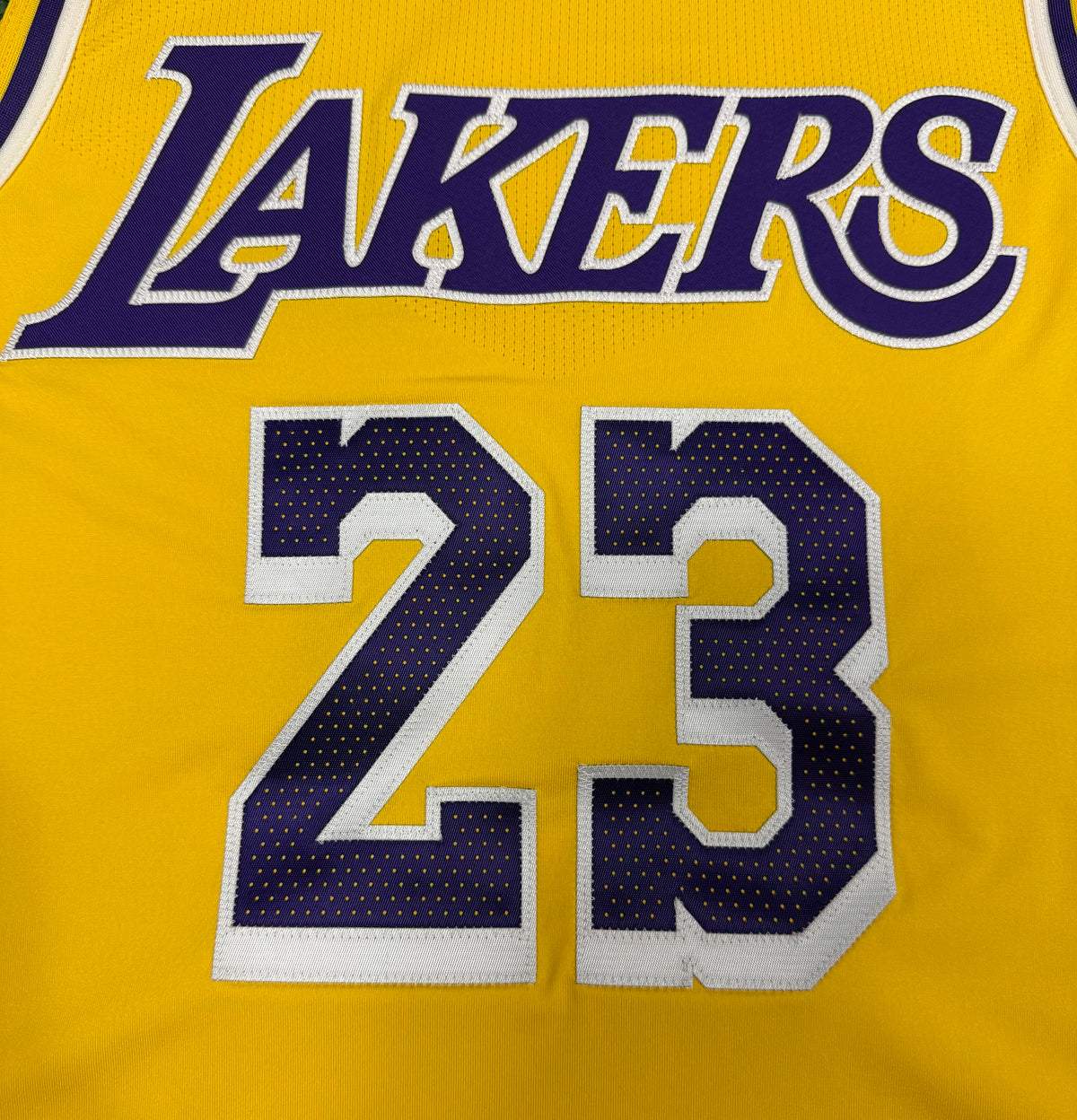 LeBron James Los Angeles Lakers Jersey #23 Nike VaporKnit Authentic Gold Size 44 (M) NBA