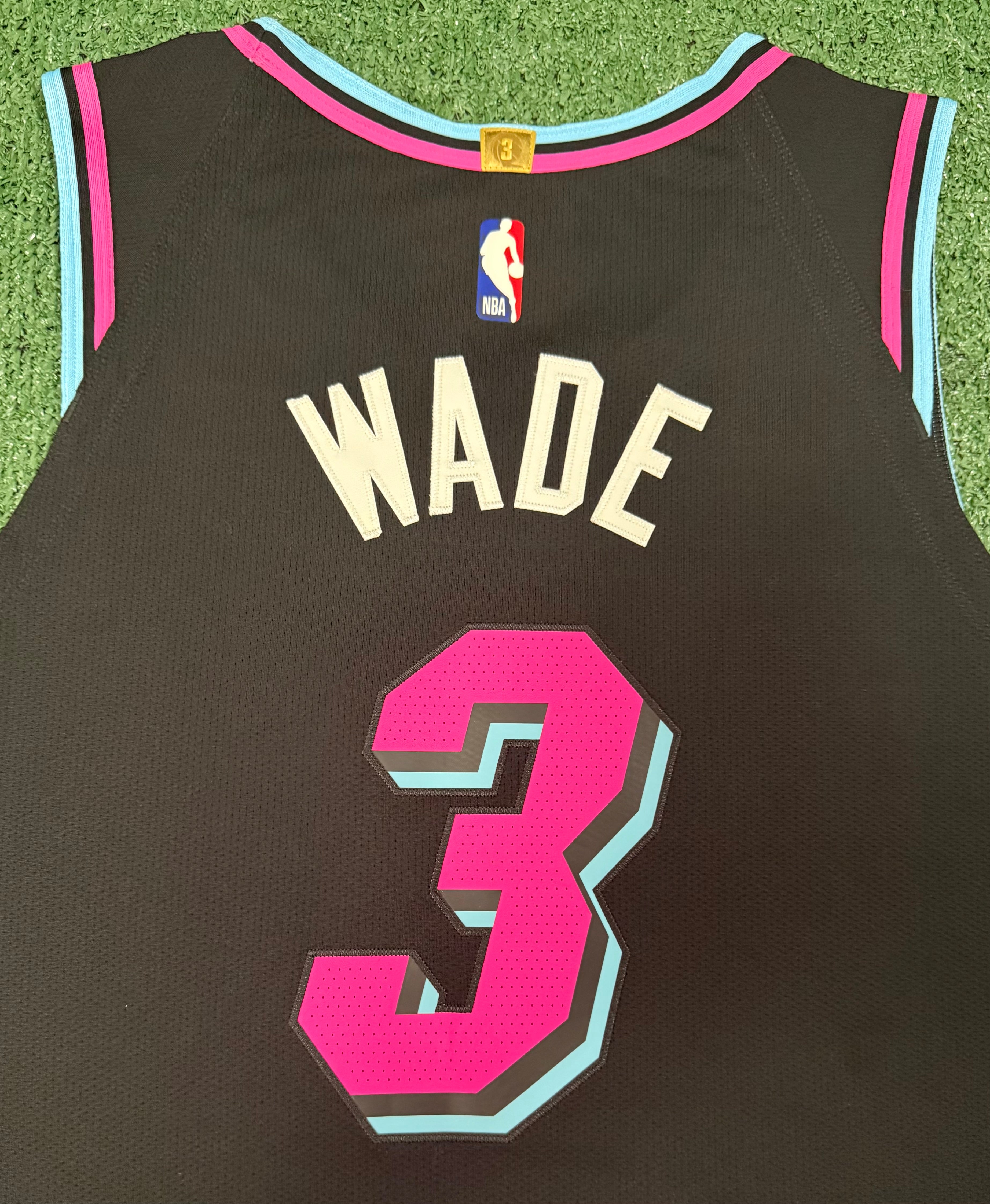 Dwayne Wade Miami Heat Jersey #3 Nike Vaporknit Authentic Black Size 52 (XL) NBA