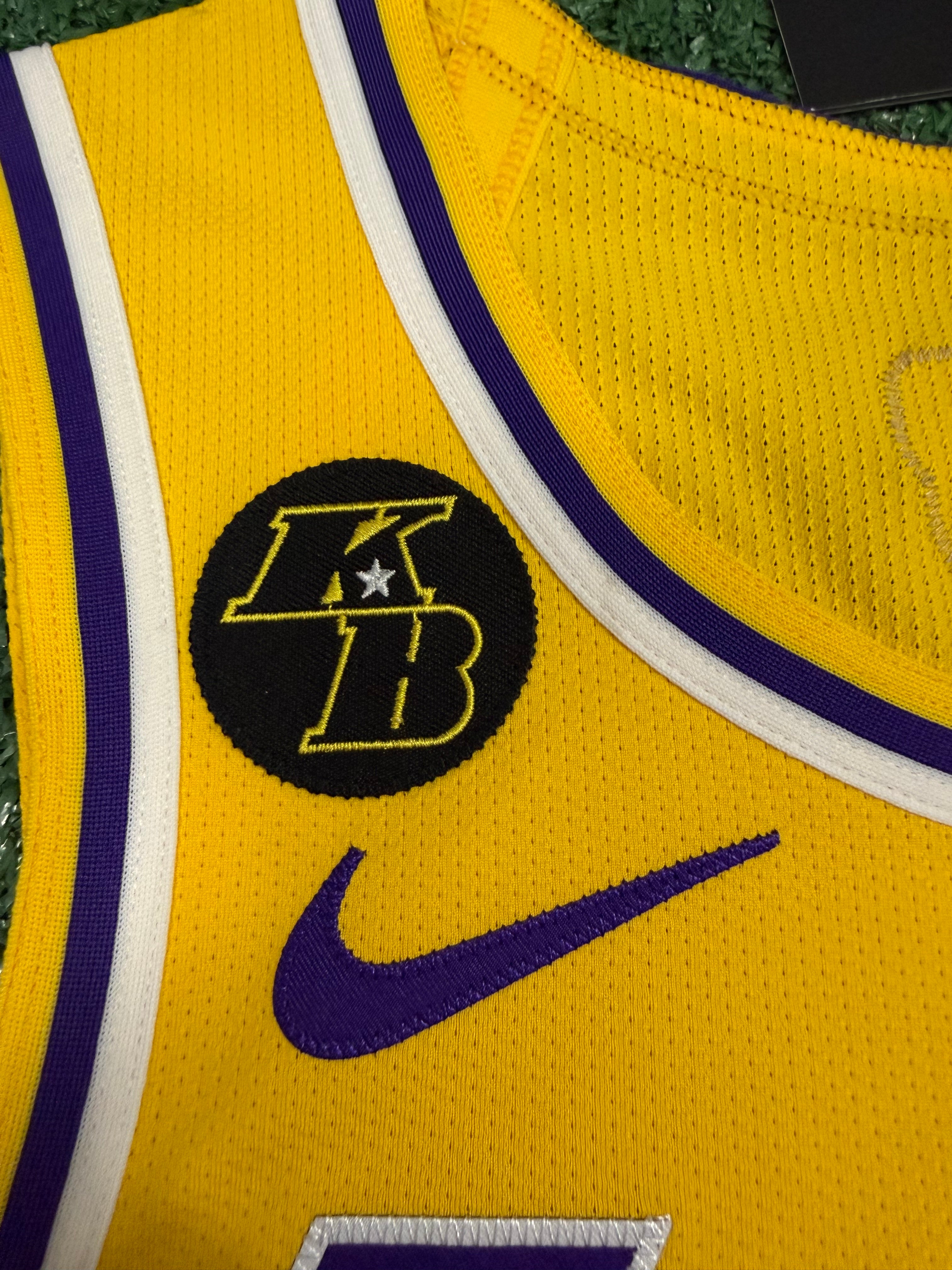 LeBron James Los Angeles Lakers Jersey #23 Nike VaporKnit Authentic Gold Size 44 (M) NBA