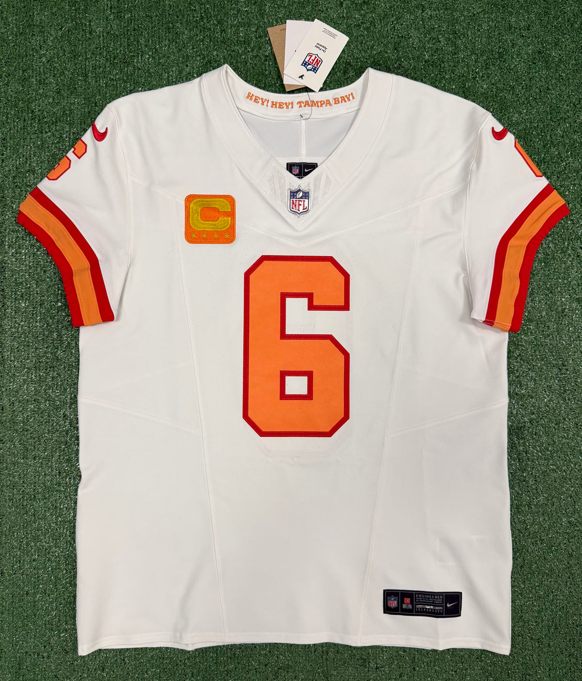 Baker Mayfield Tampa Bay Buccaneers Jersey #6 Nike Vapor FUSE Elite White Creamsicle size 44 (Large) NFL