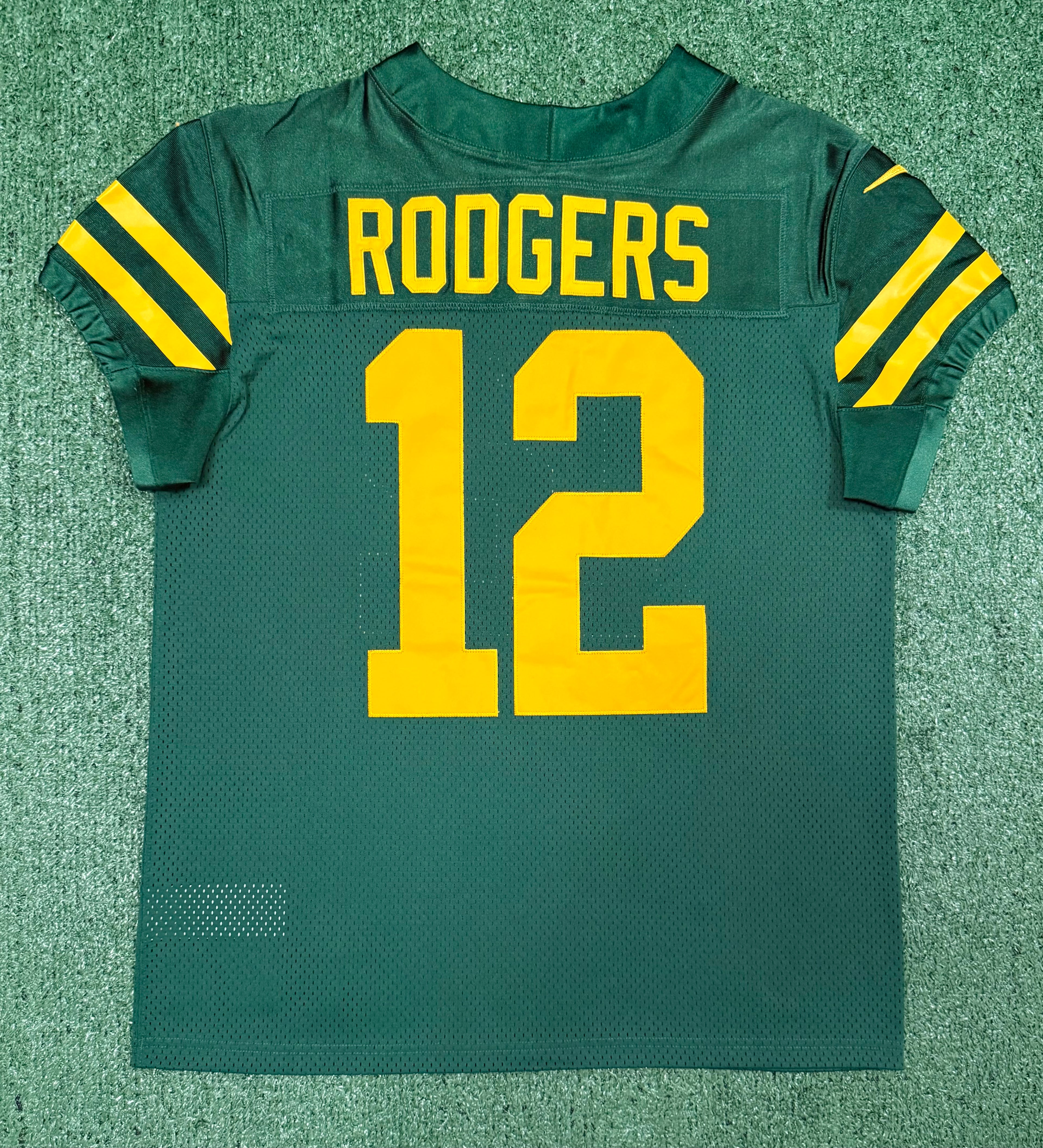 Aaron Rodgers Green Bay Packers Jersey #12 Nike Vapor Elite Green Size 44 (Large) NFL