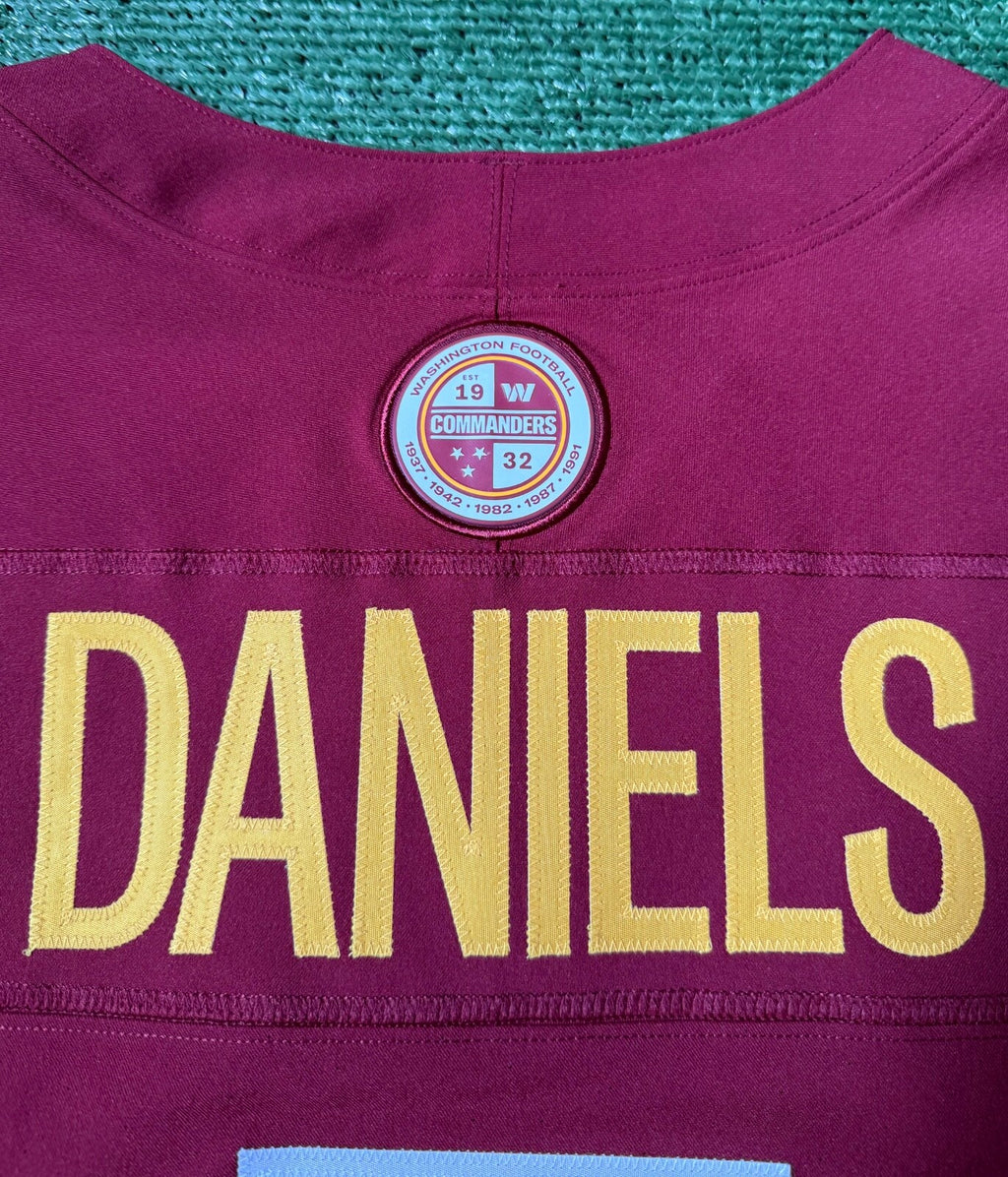 Jayden Daniels Washington Commanders Jersey #5 Nike Vapor Fuse Elite red size 44 (Large) NFL