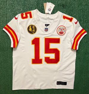 Patrick Mahomes Kansas City Chiefs Jersey #15 Nike Vapor FUSE Elite White Size 48 (XL) NFL
