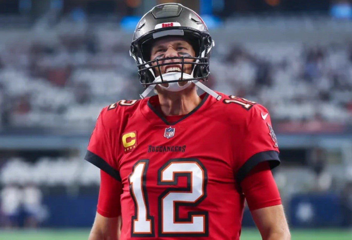 Tom Brady Tampa Bay Buccaneers Jersey #12 Nike Vapor Elite Red size 44 (Large) NFL